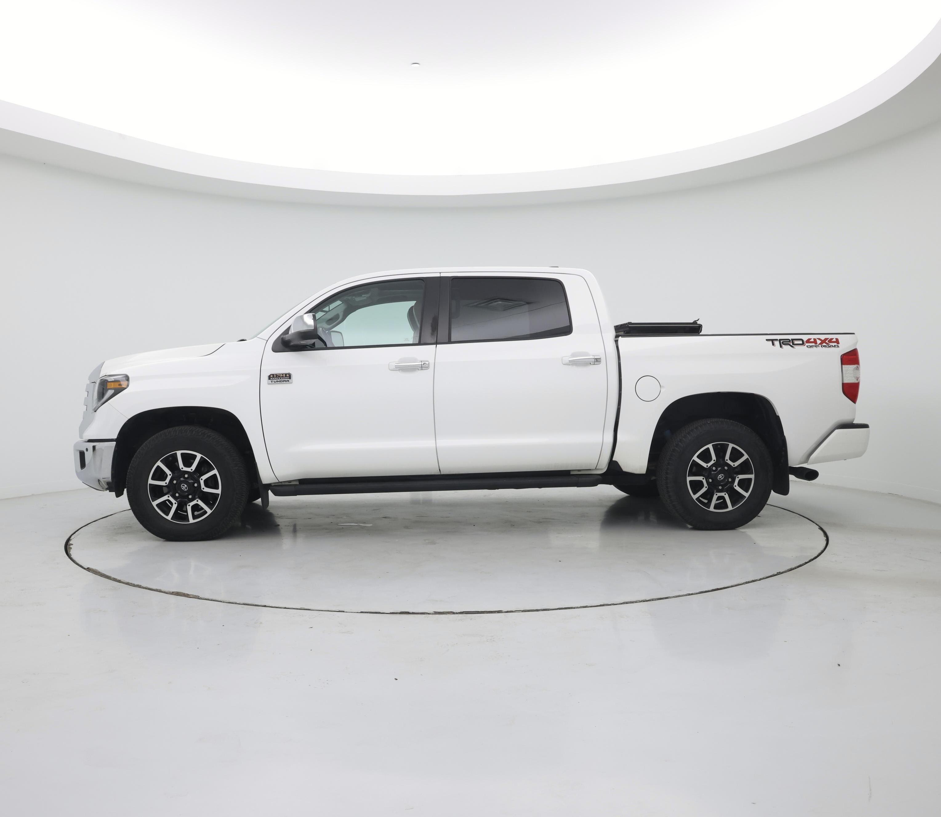 Thumbnail: 2020 Toyota Tundra - 3