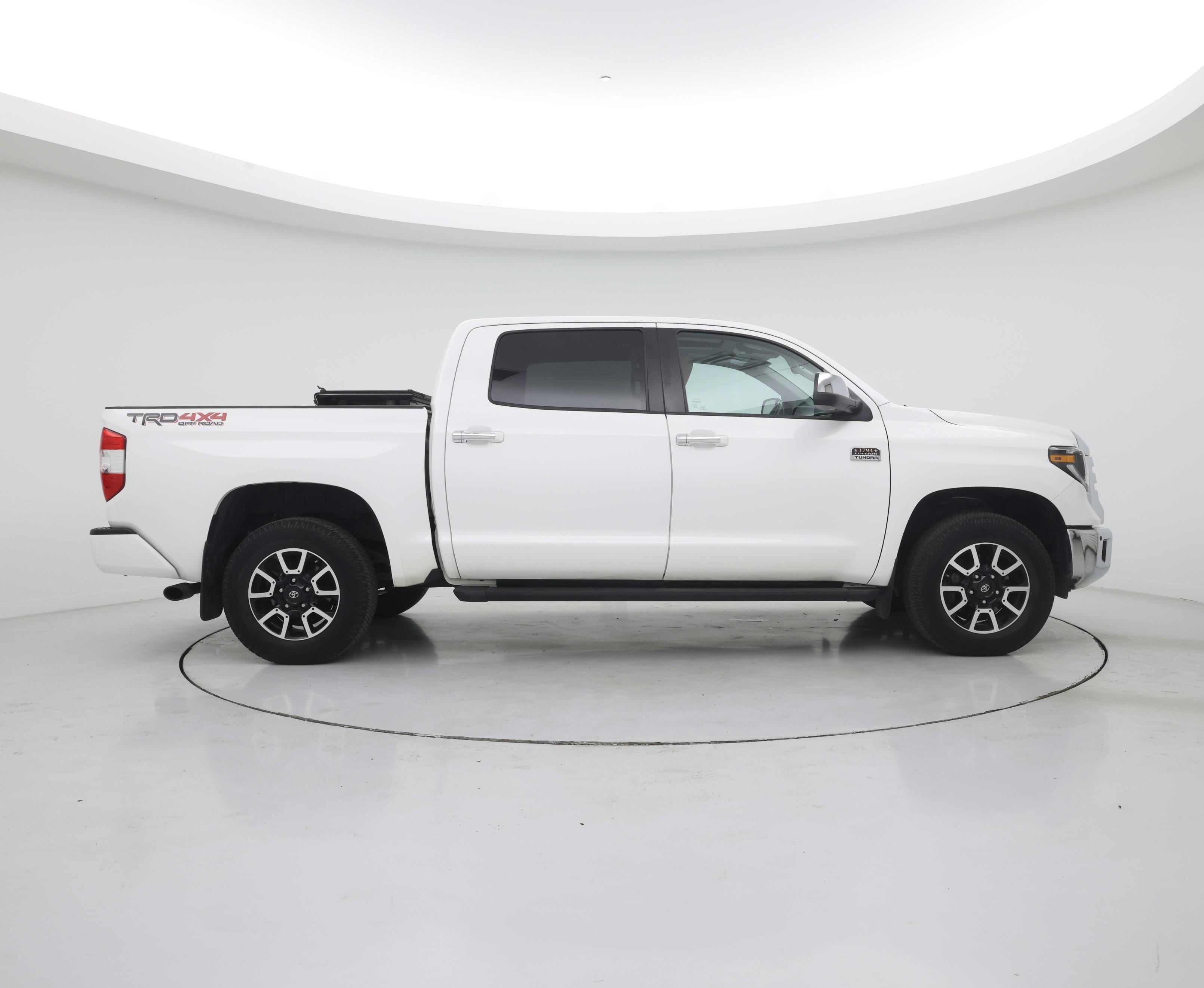 Thumbnail: 2020 Toyota Tundra - 7
