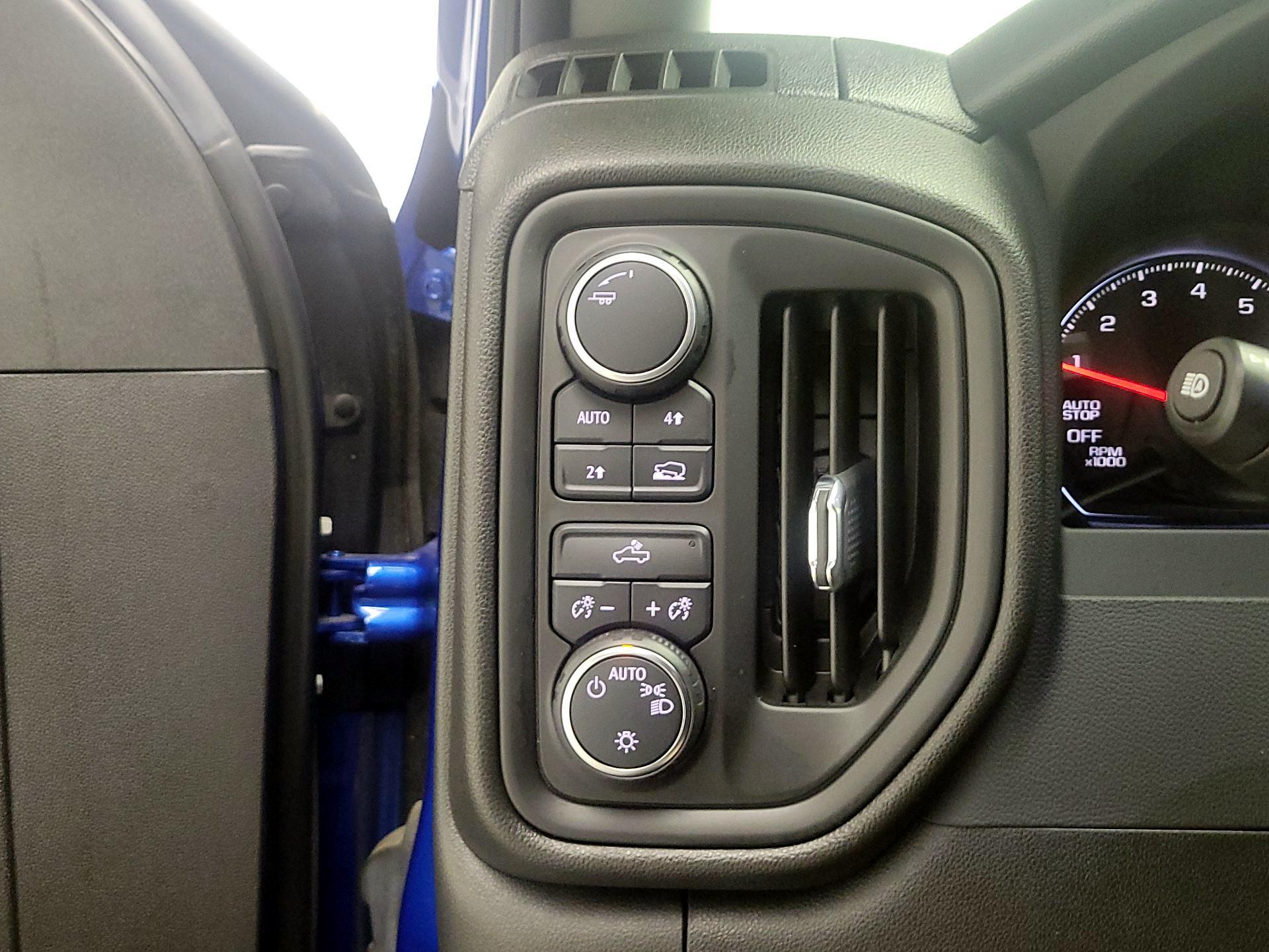 Thumbnail: 2022 Chevrolet Silverado 1500 - 13