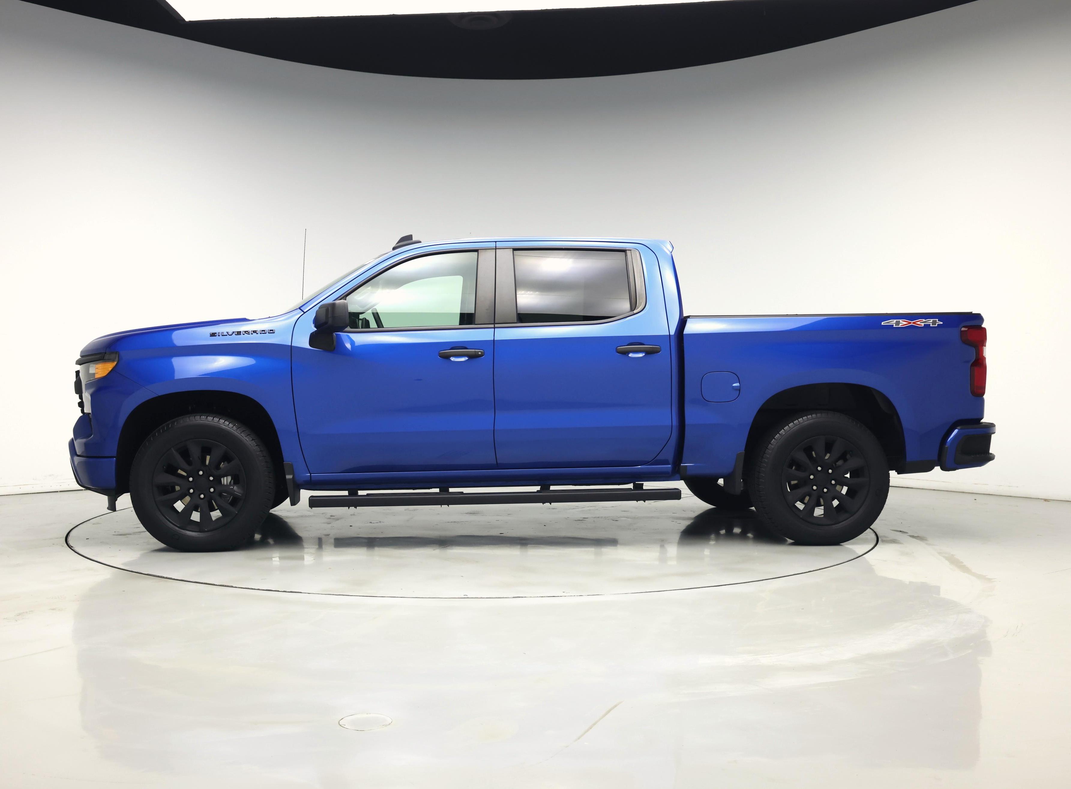 Thumbnail: 2022 Chevrolet Silverado 1500 - 3