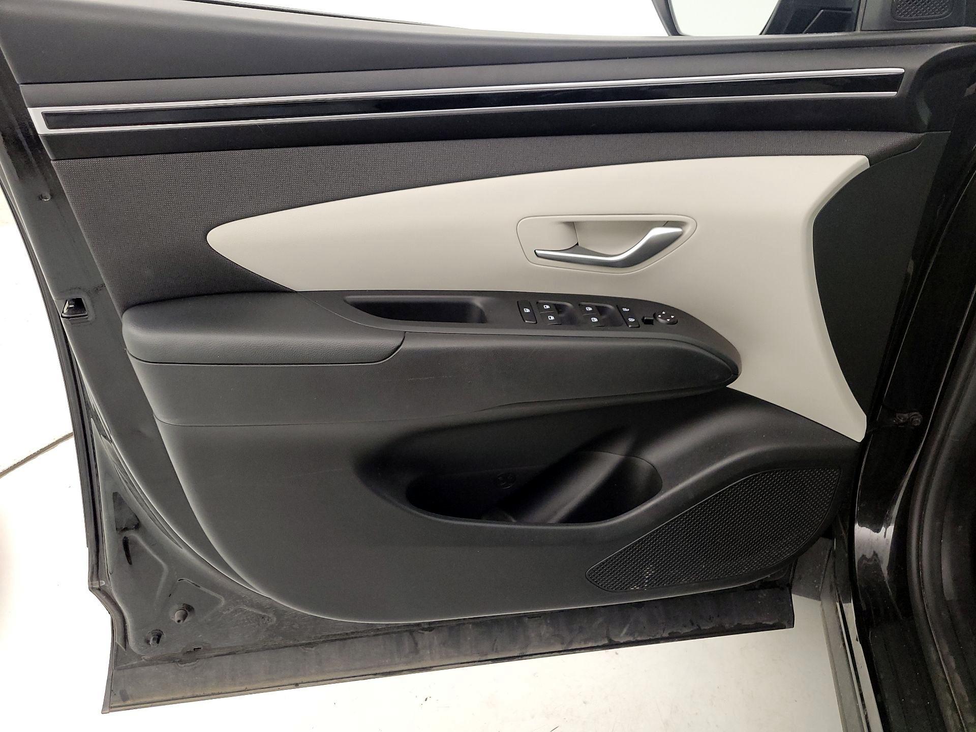 Thumbnail: 2023 Hyundai Tucson - 12