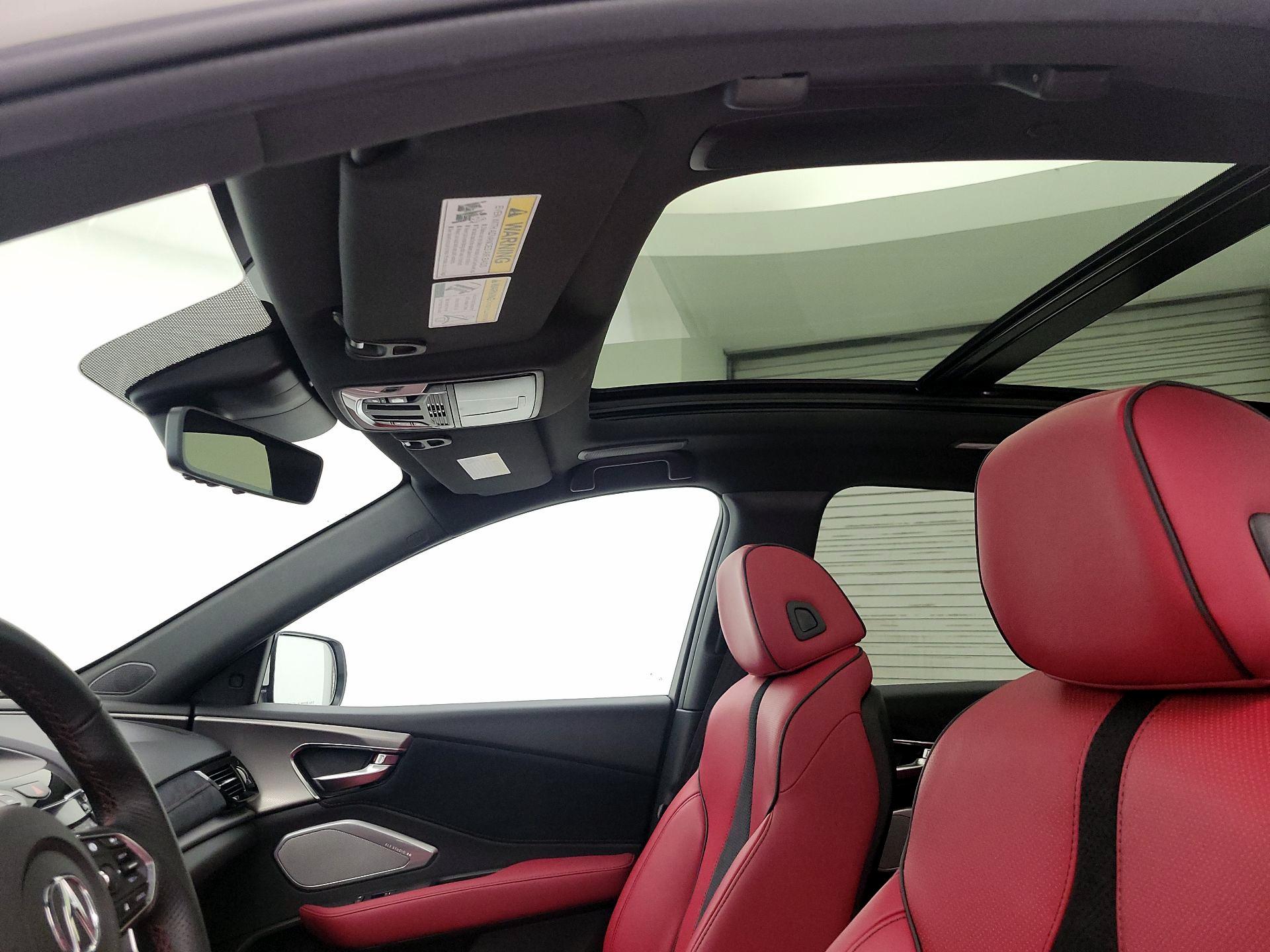 Thumbnail: 2025 Acura RDX - 20