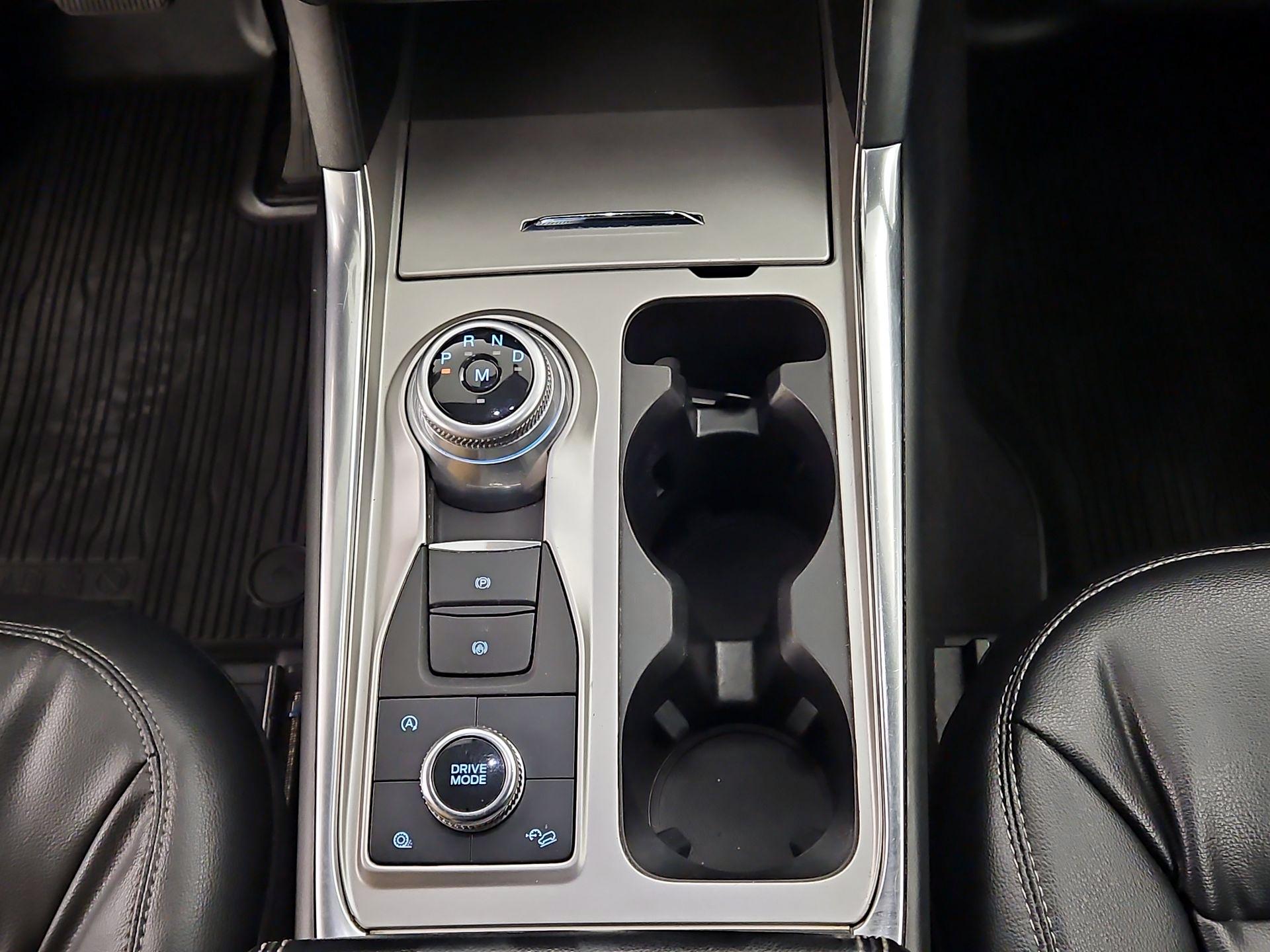 Thumbnail: 2020 Ford Explorer - 17
