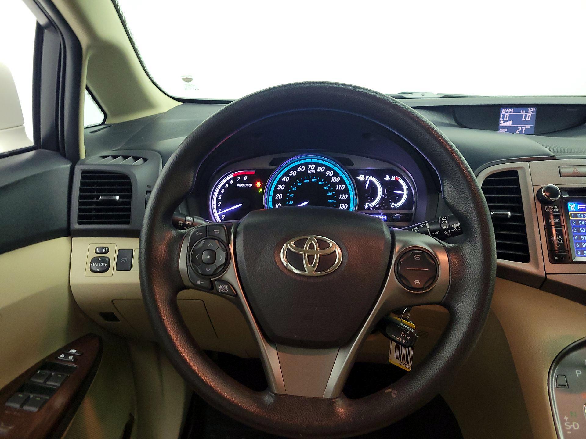 Thumbnail: 2014 Toyota Venza - 10