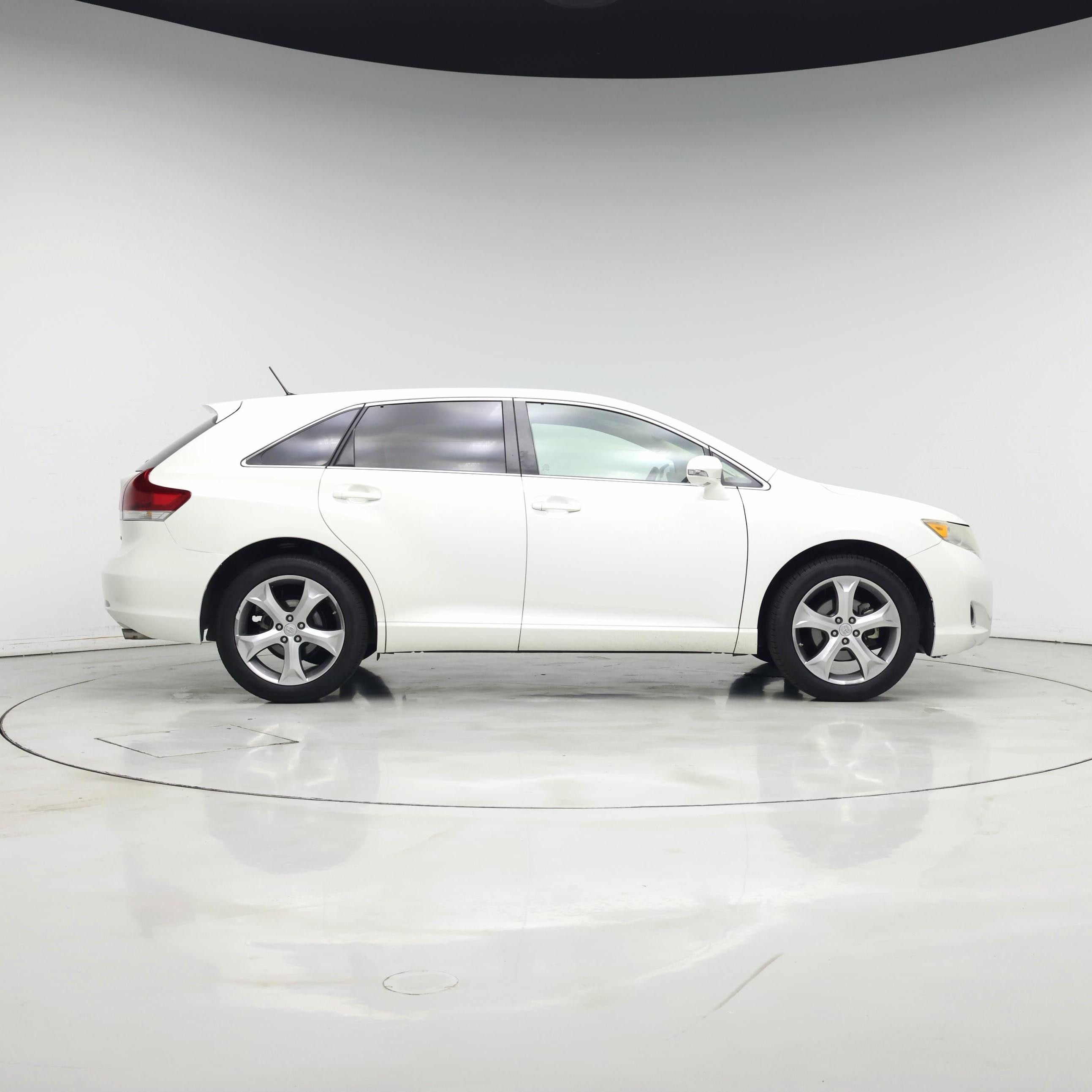 Thumbnail: 2014 Toyota Venza - 7