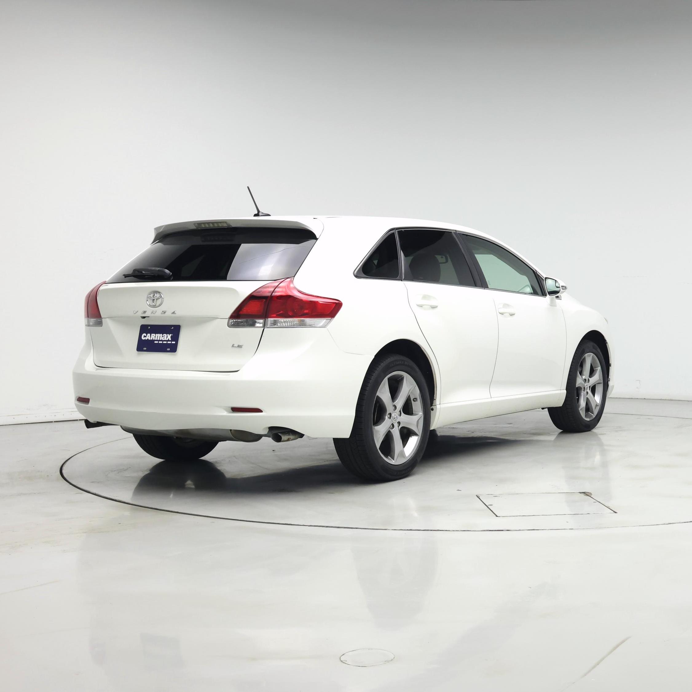 Thumbnail: 2014 Toyota Venza - 8