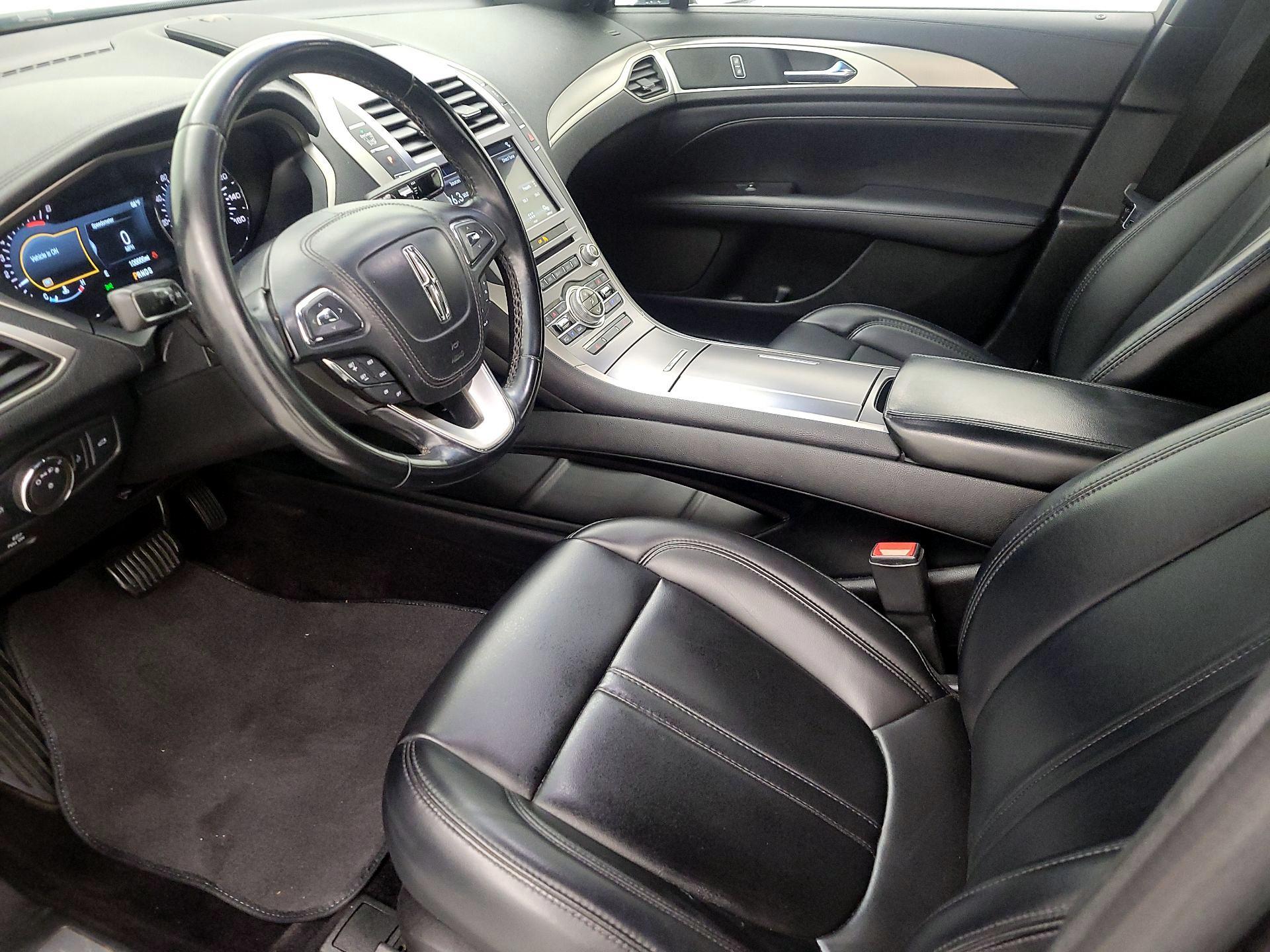 Thumbnail: 2017 Lincoln MKZ - 11