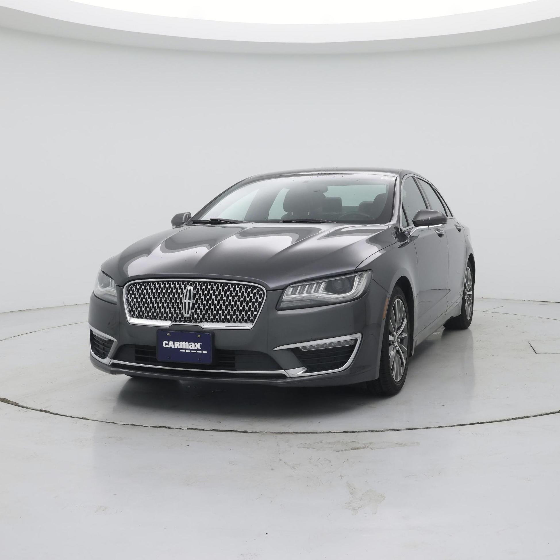 Thumbnail: 2017 Lincoln MKZ - 4