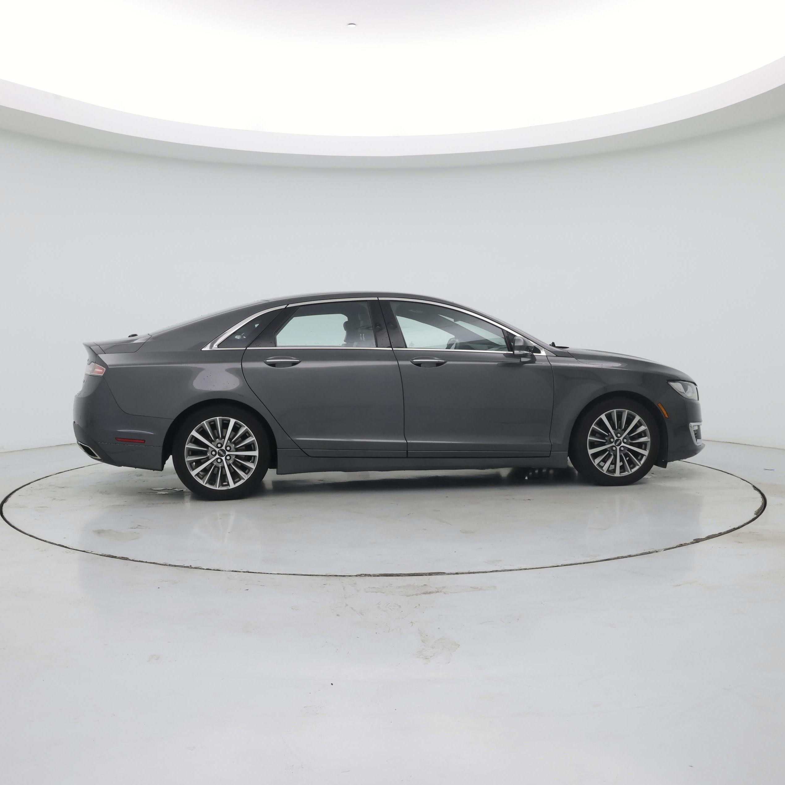 Thumbnail: 2017 Lincoln MKZ - 7