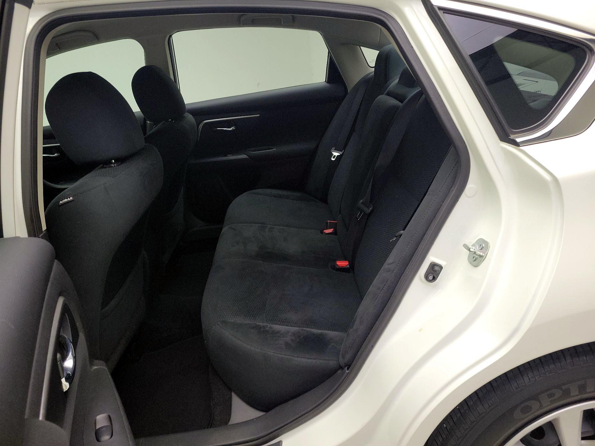 Thumbnail: 2015 Nissan Altima - 17