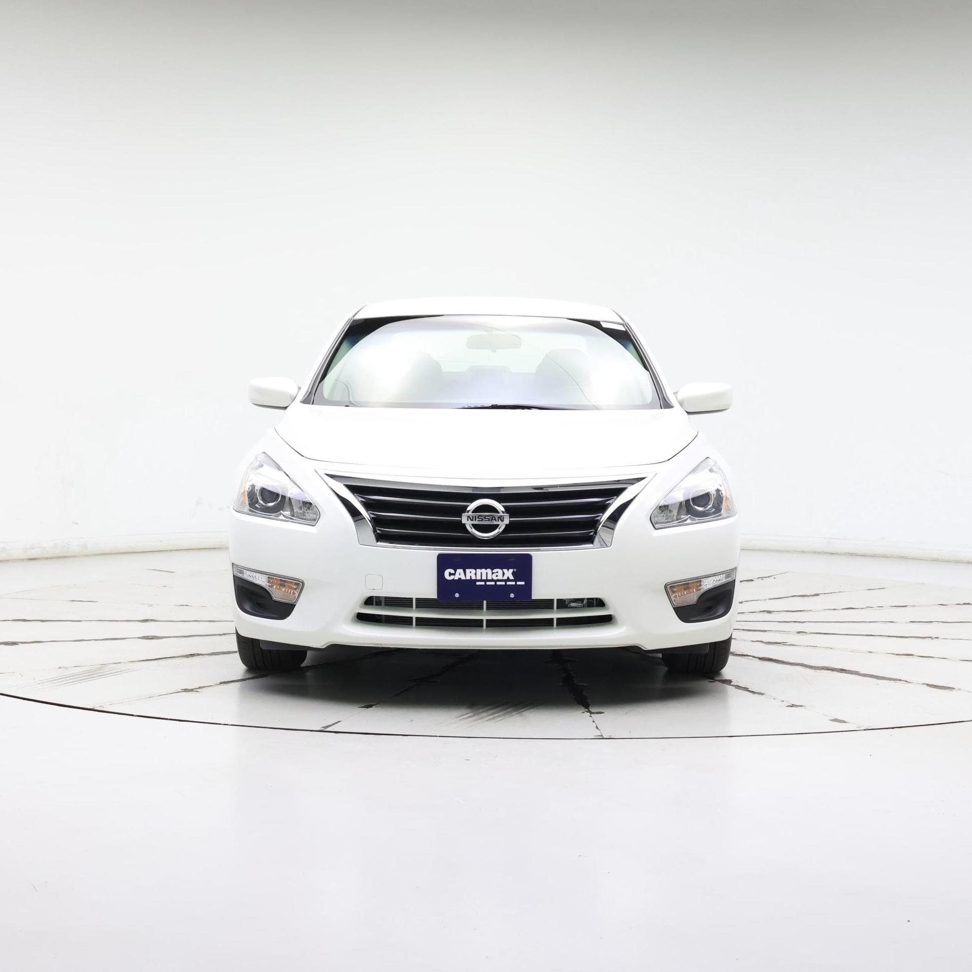 Thumbnail: 2015 Nissan Altima - 5