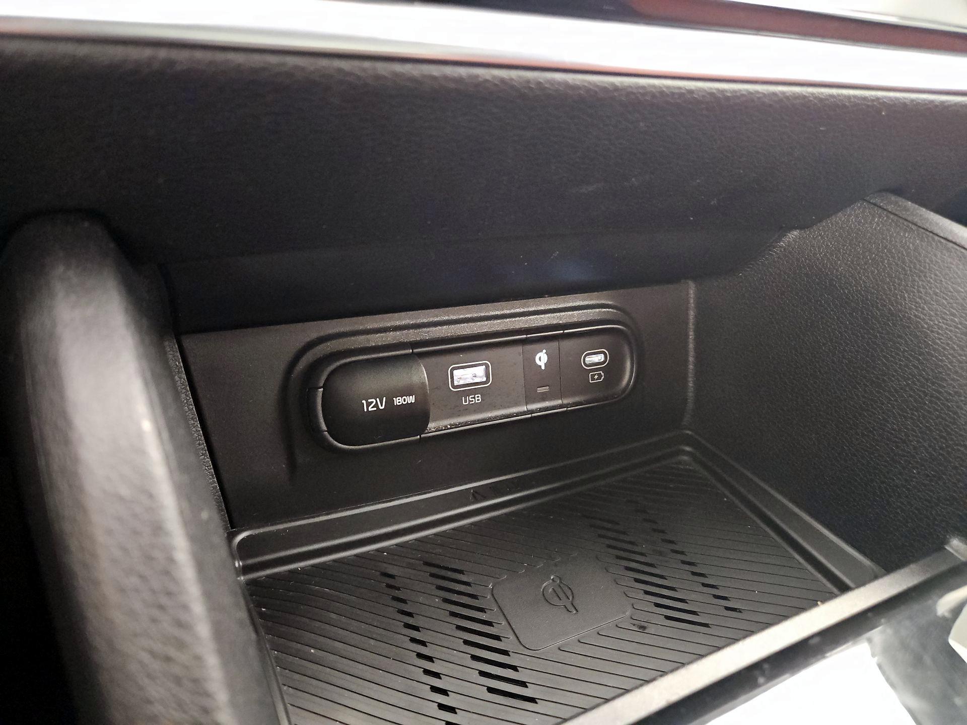 Thumbnail: 2023 Kia Sportage - 19