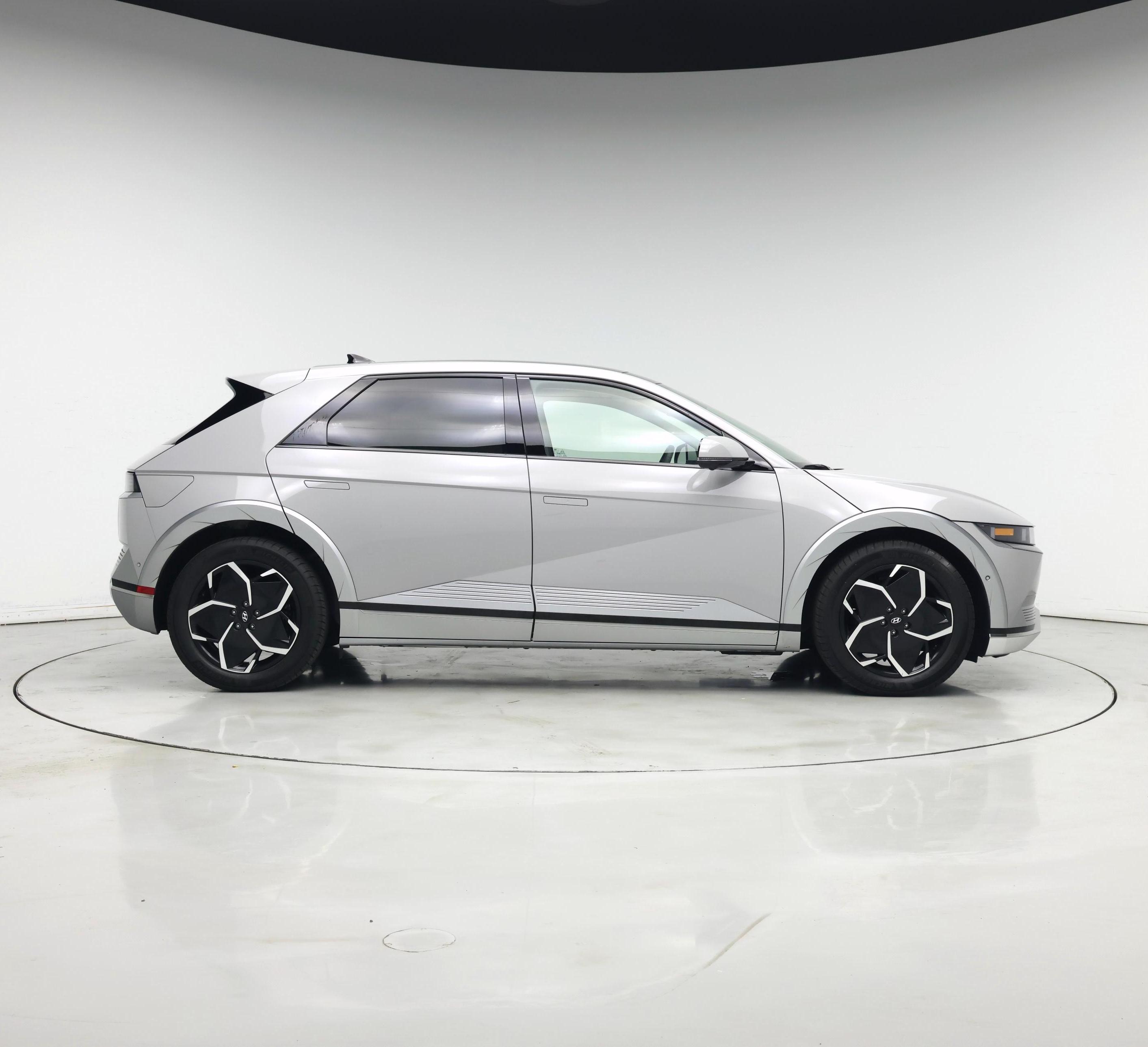Thumbnail: 2023 Hyundai Ioniq 5 - 7