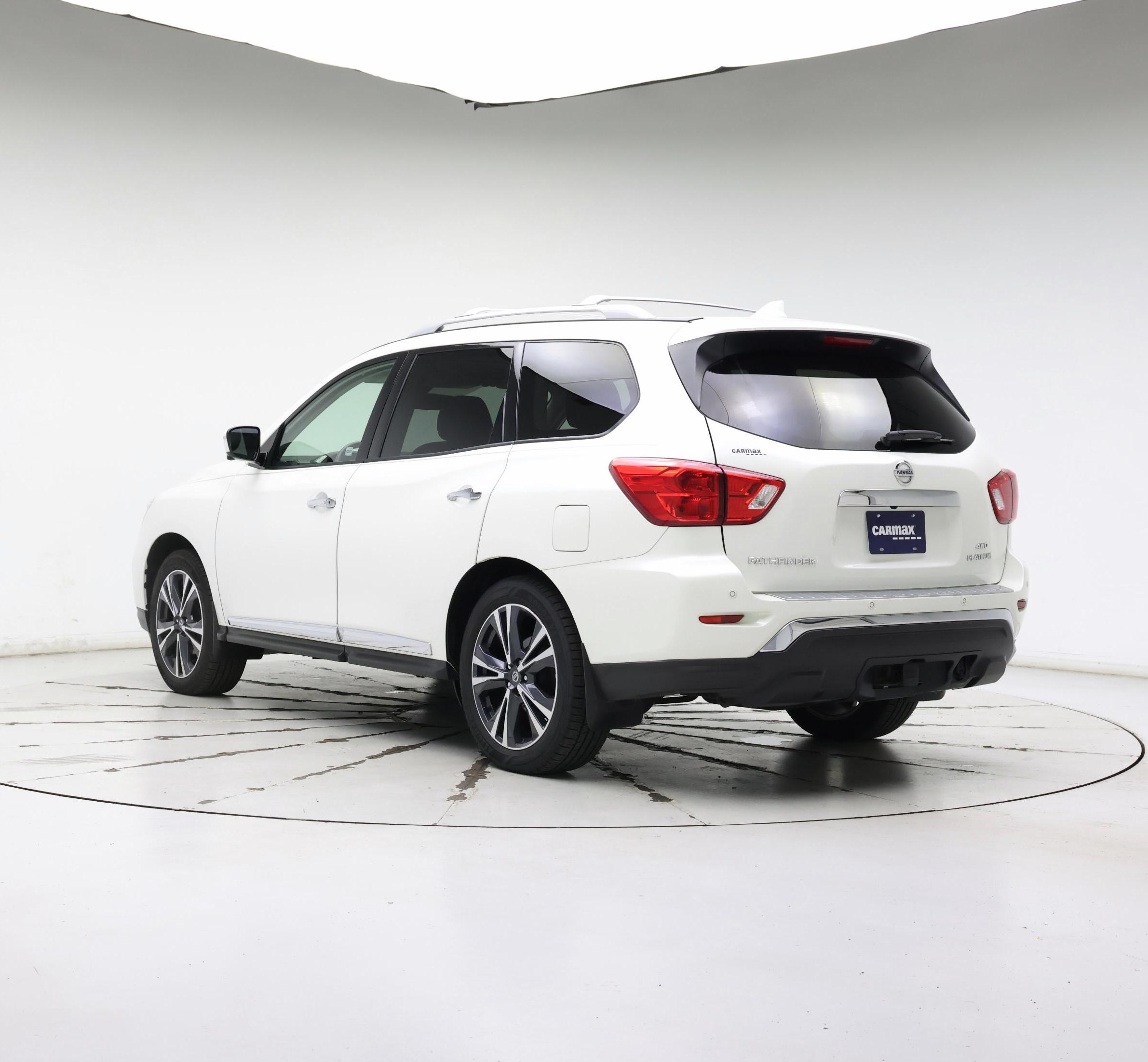 Thumbnail: 2020 Nissan Pathfinder - 2