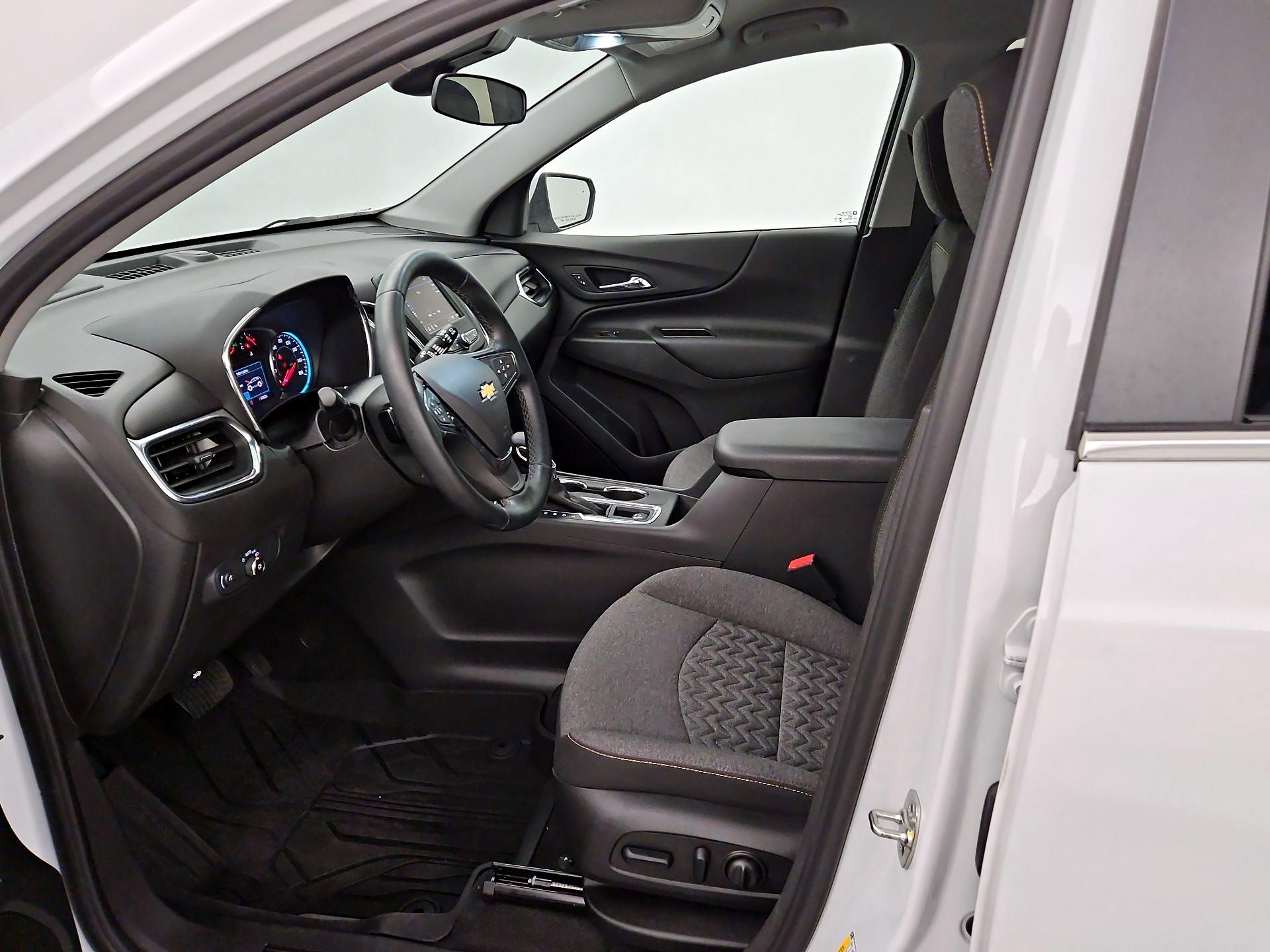 Thumbnail: 2023 Chevrolet Equinox - 11
