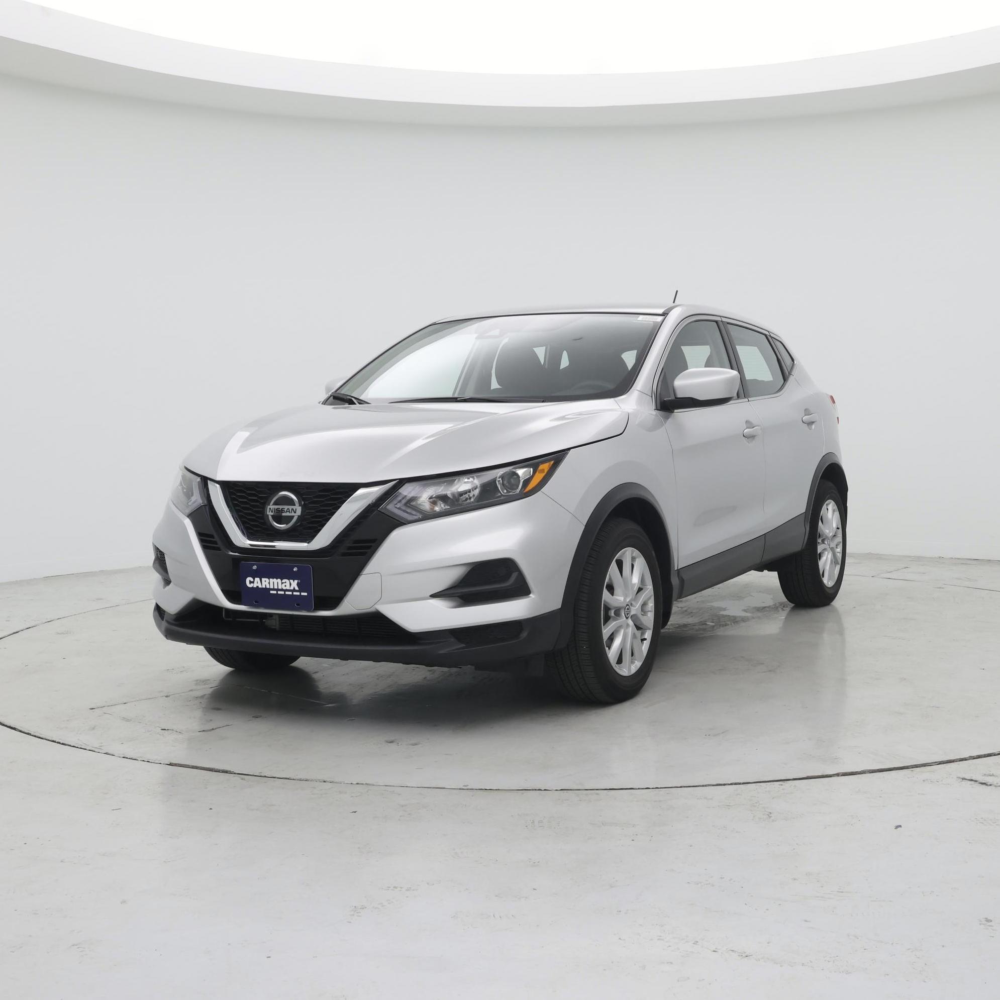 Thumbnail: 2022 Nissan Rogue Sport - 4