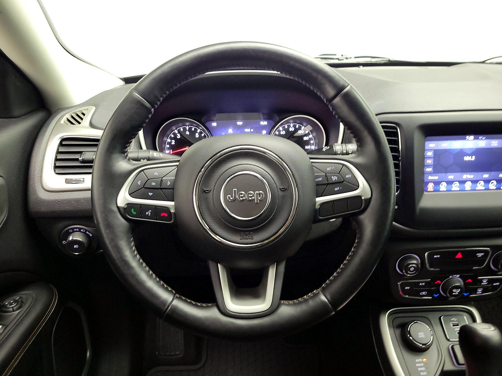 Thumbnail: 2018 Jeep Compass - 10