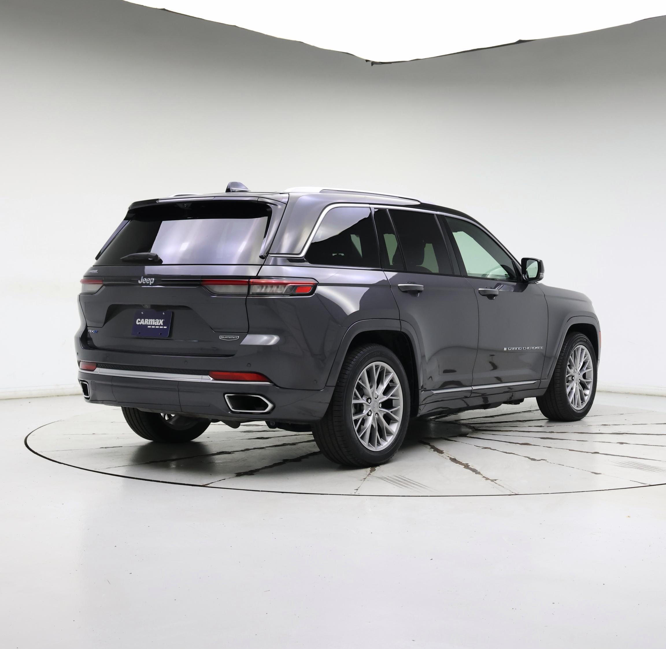Thumbnail: 2022 Jeep Grand Cherokee - 8
