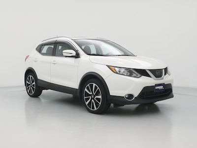White 2017 Nissan Rogue Sport SL