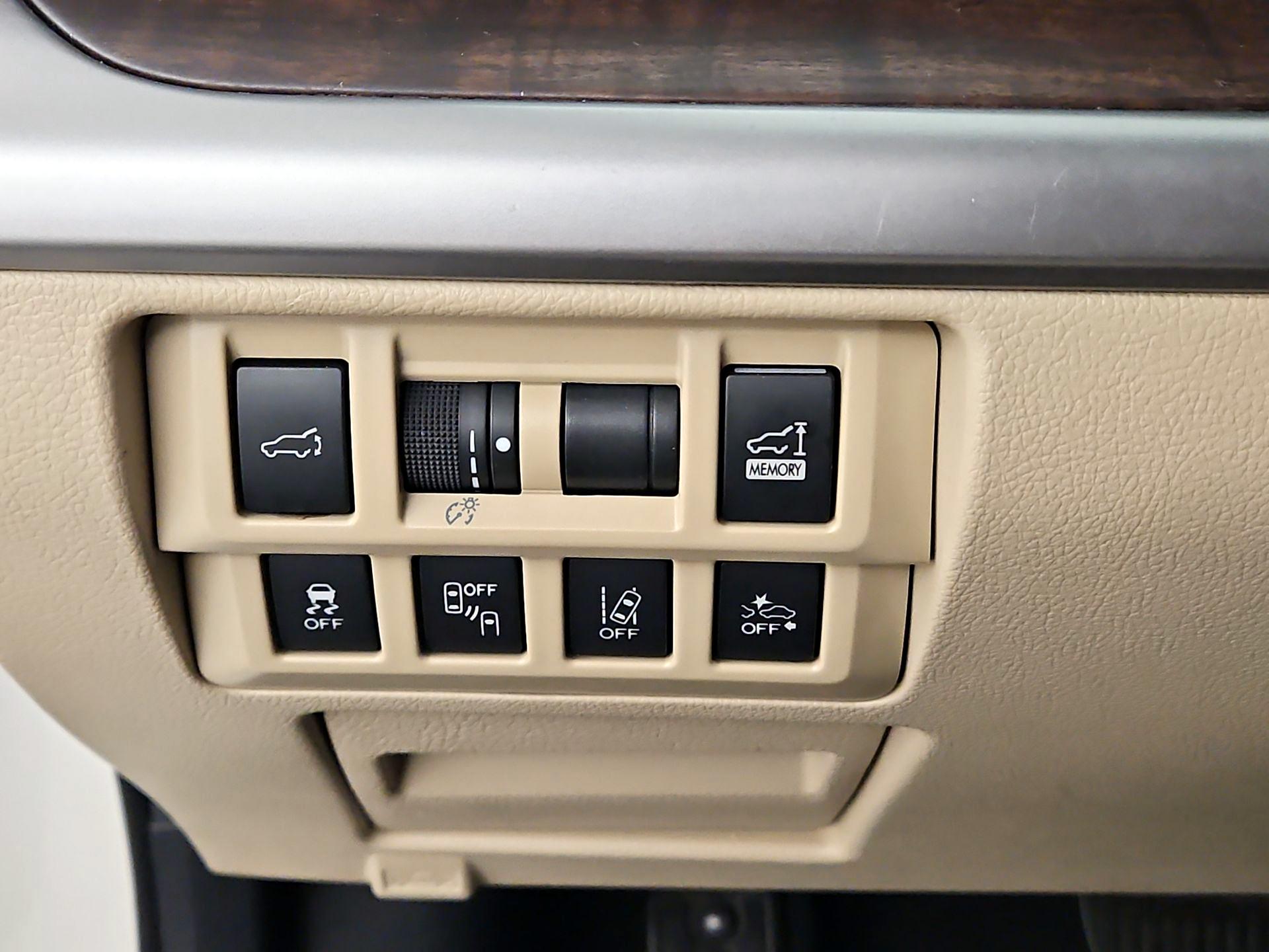 Thumbnail: 2019 Subaru Outback - 13