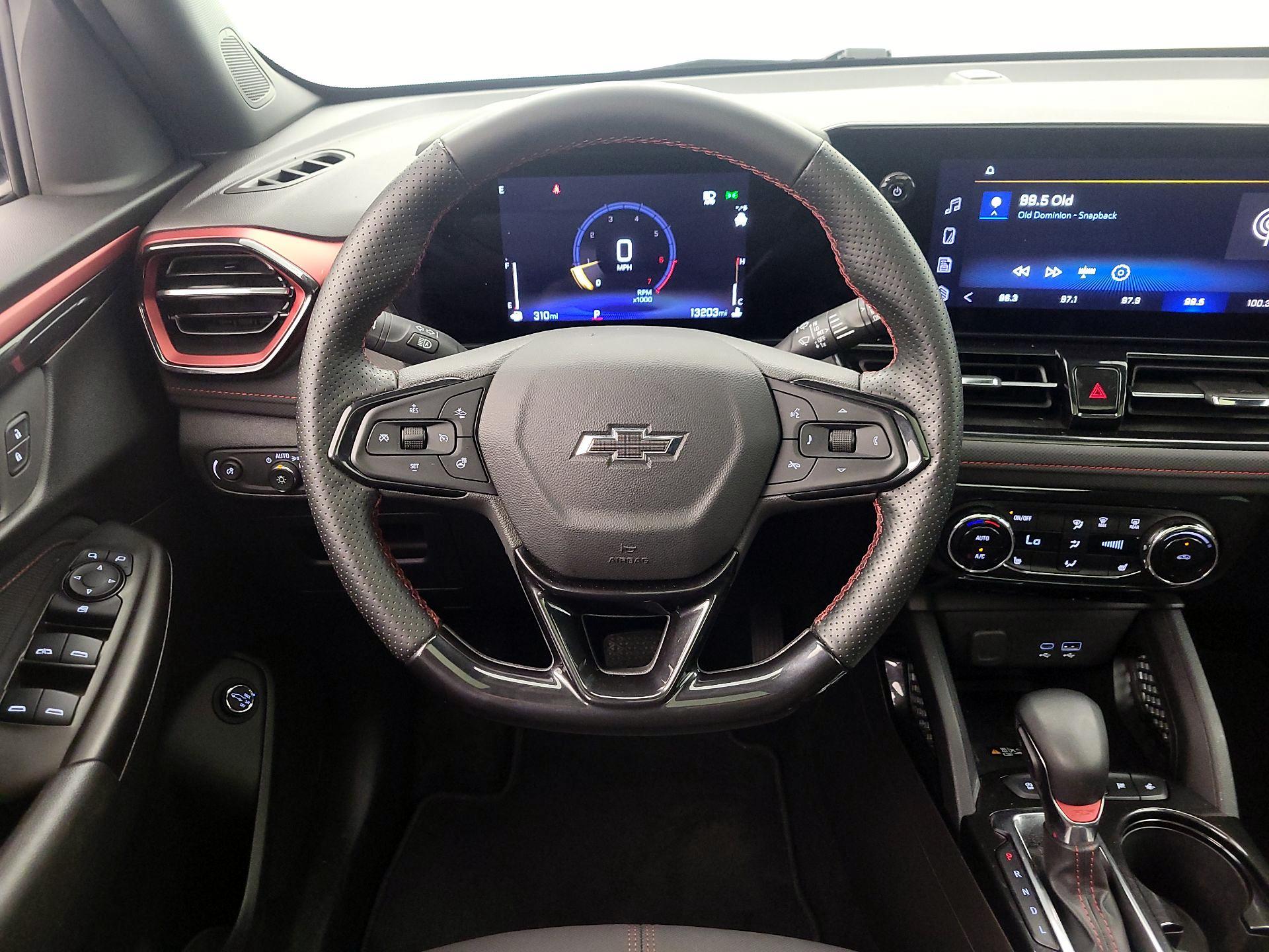 Thumbnail: 2025 Chevrolet TrailBlazer - 10