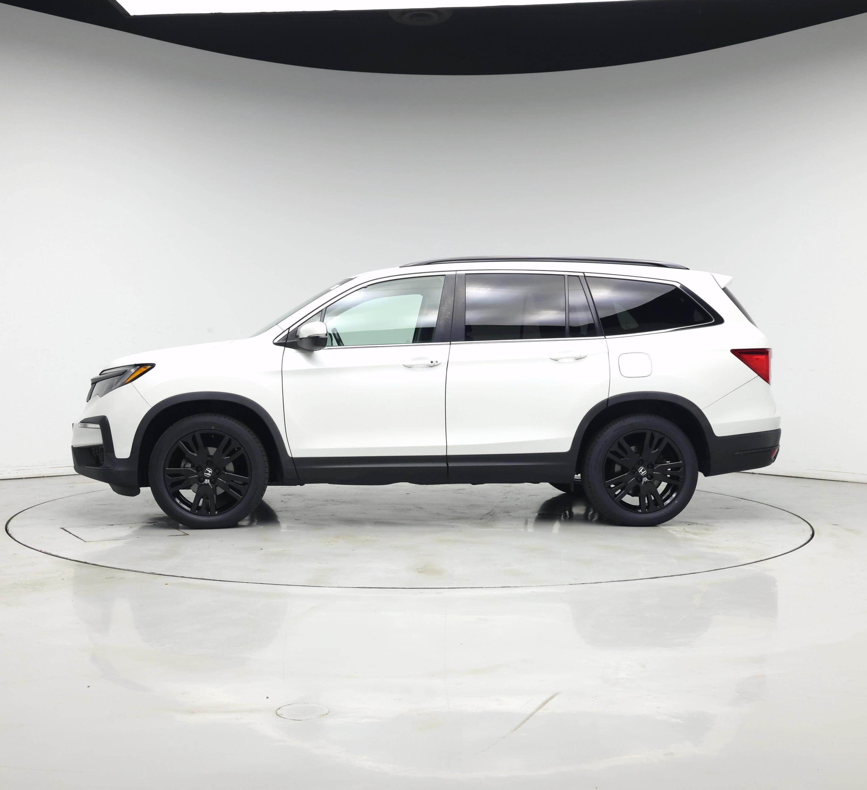 Thumbnail: 2021 Honda Pilot - 3