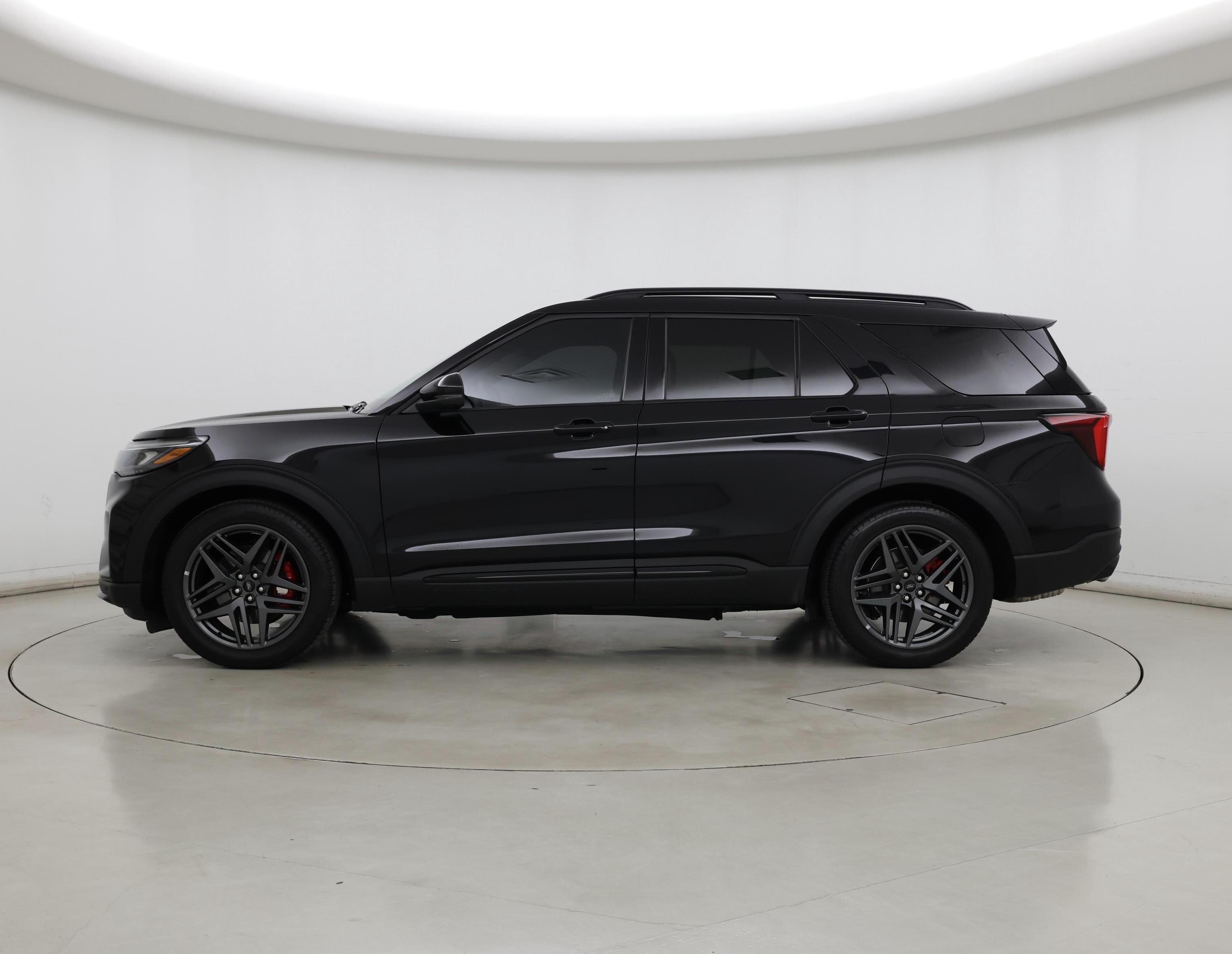 Thumbnail: 2025 Ford Explorer - 3