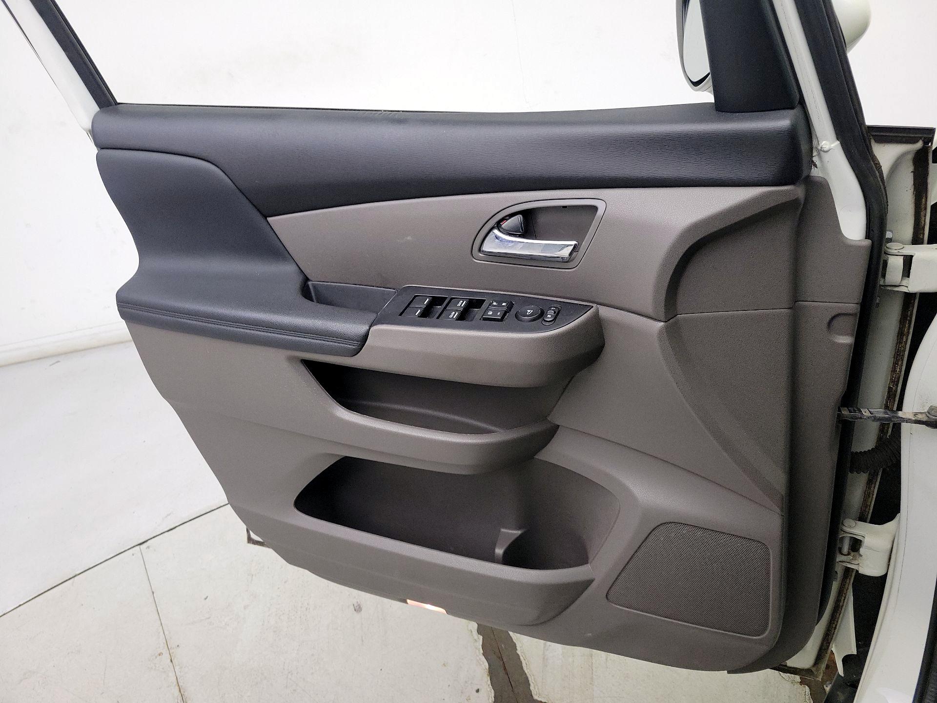 Thumbnail: 2014 Honda Odyssey - 12