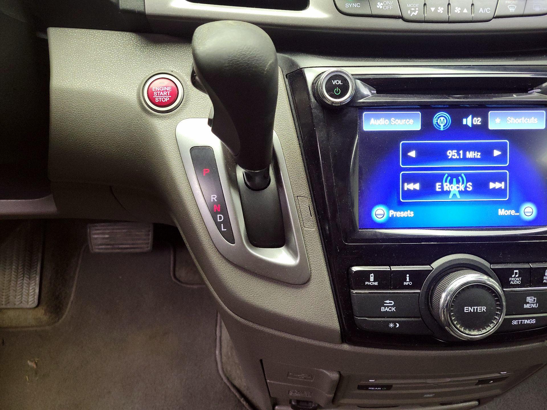 Thumbnail: 2014 Honda Odyssey - 17