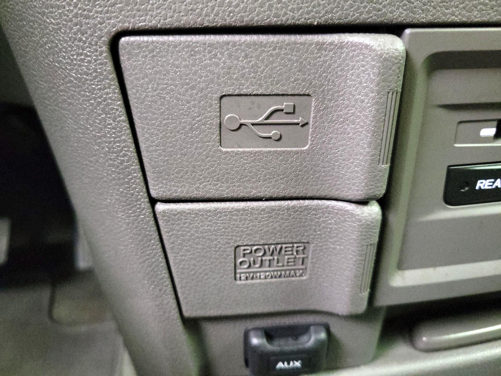 Thumbnail: 2014 Honda Odyssey - 18