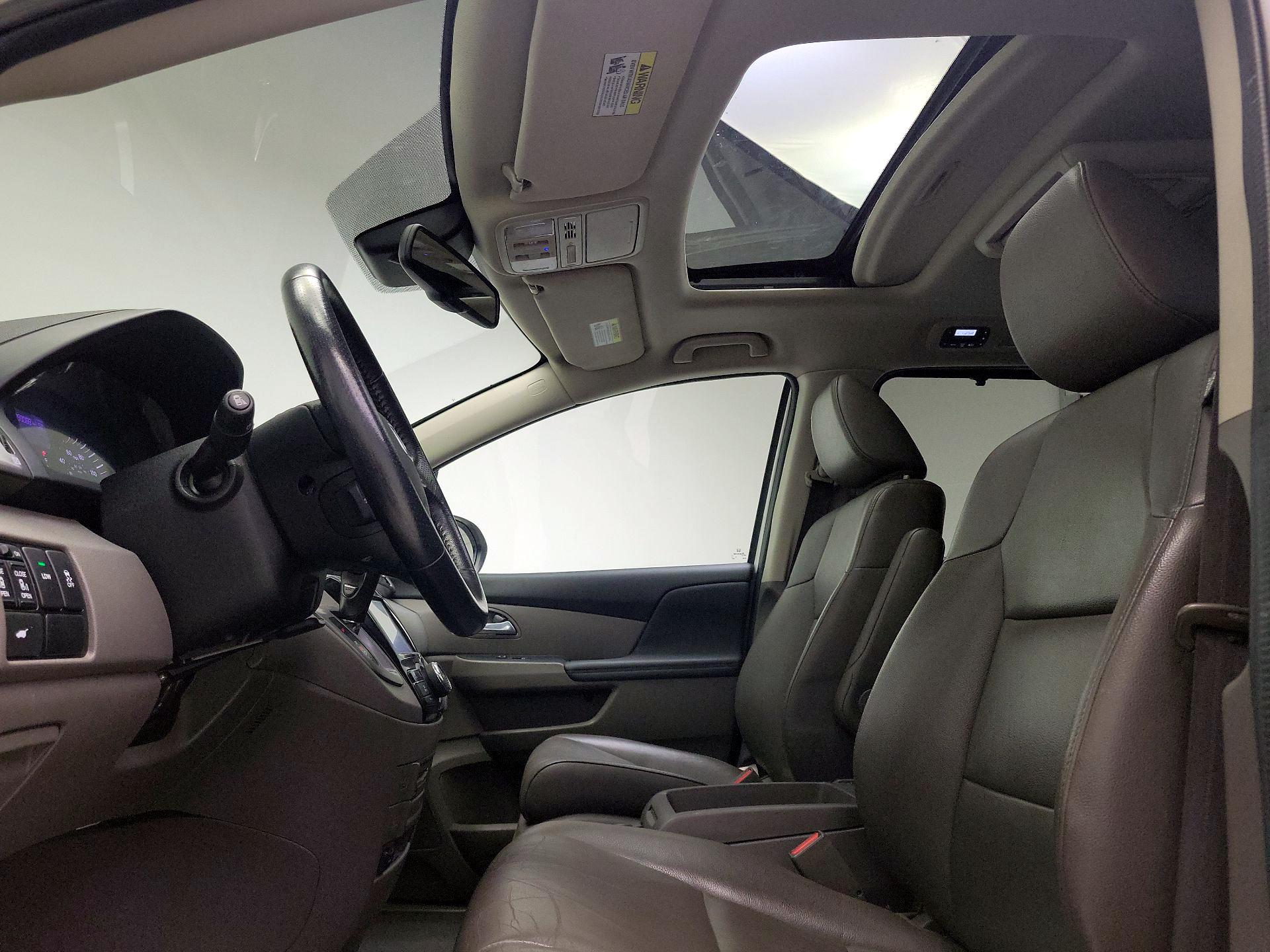 Thumbnail: 2014 Honda Odyssey - 19