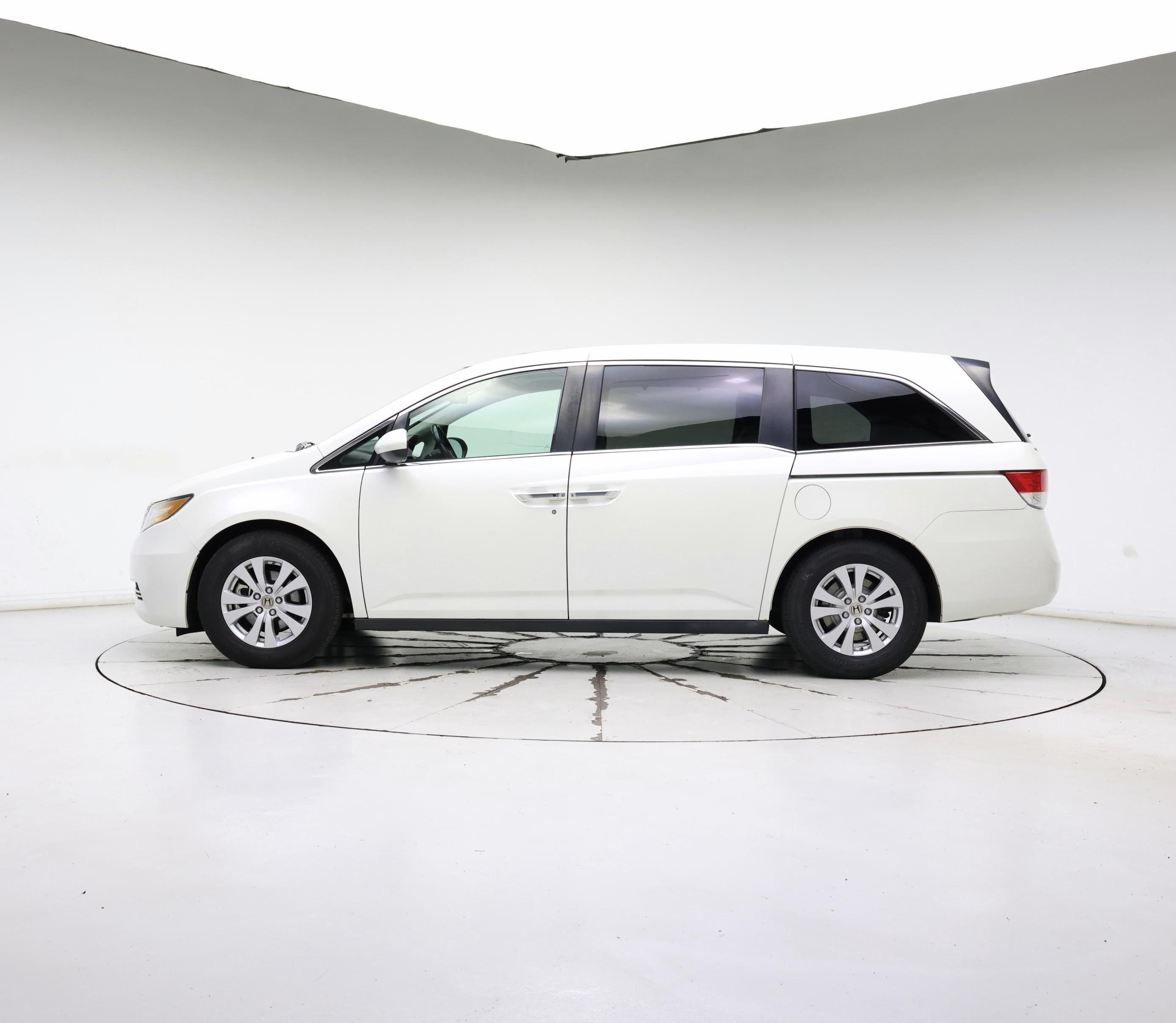 Thumbnail: 2014 Honda Odyssey - 3