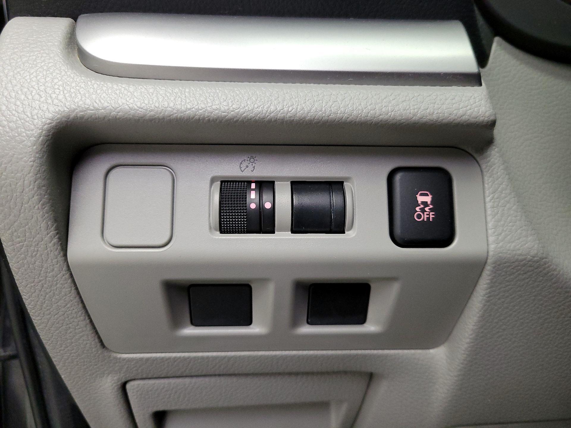 Thumbnail: 2016 Subaru Forester - 13