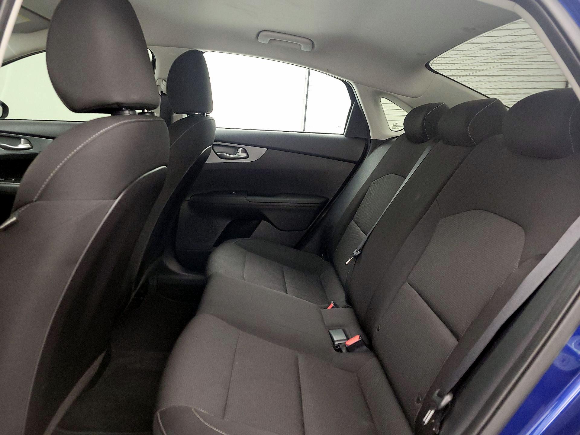 Thumbnail: 2021 Kia Forte - 19