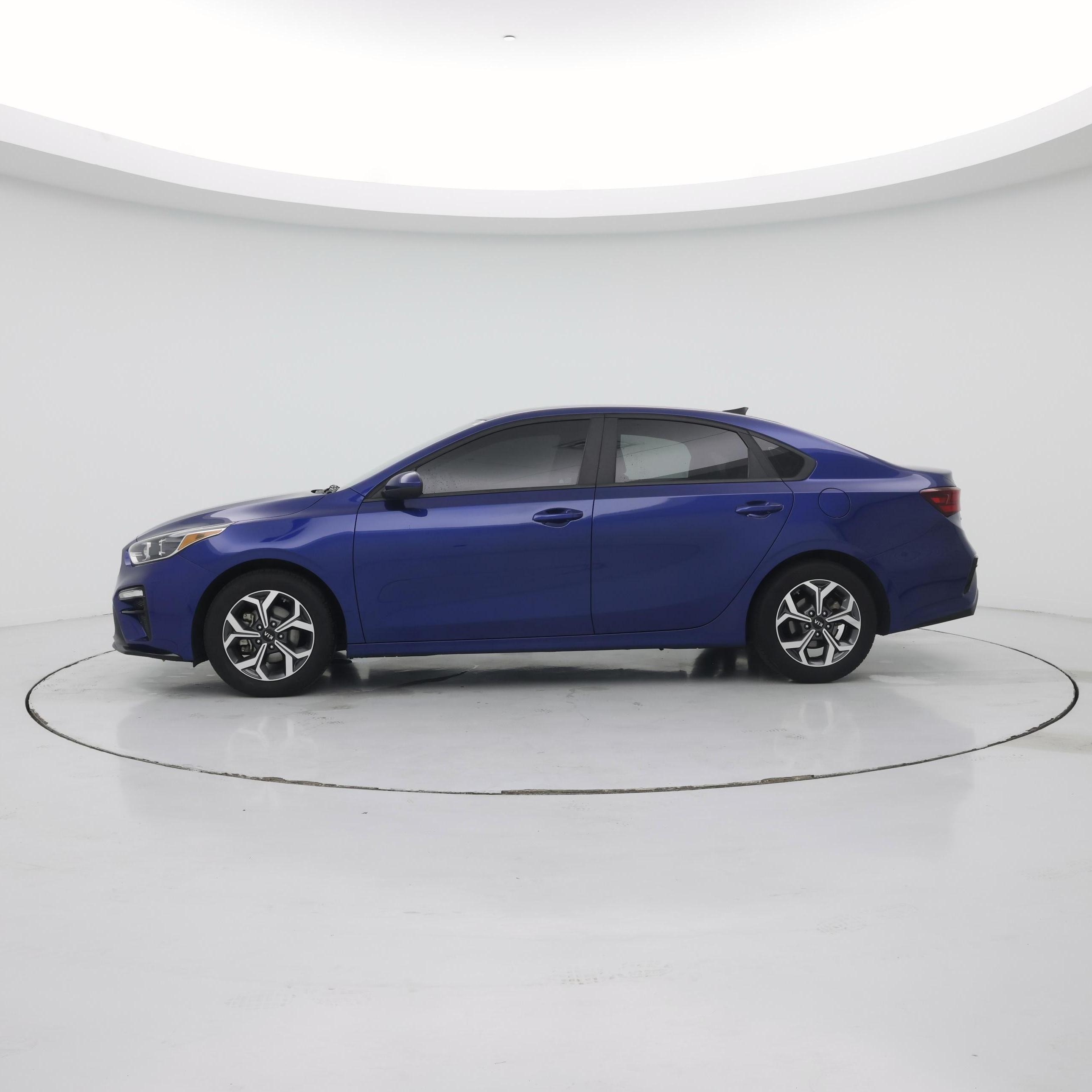 Thumbnail: 2021 Kia Forte - 3