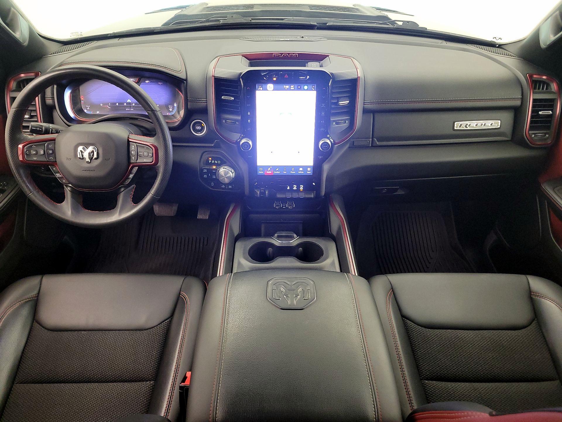 Thumbnail: 2025 RAM 1500 - 9