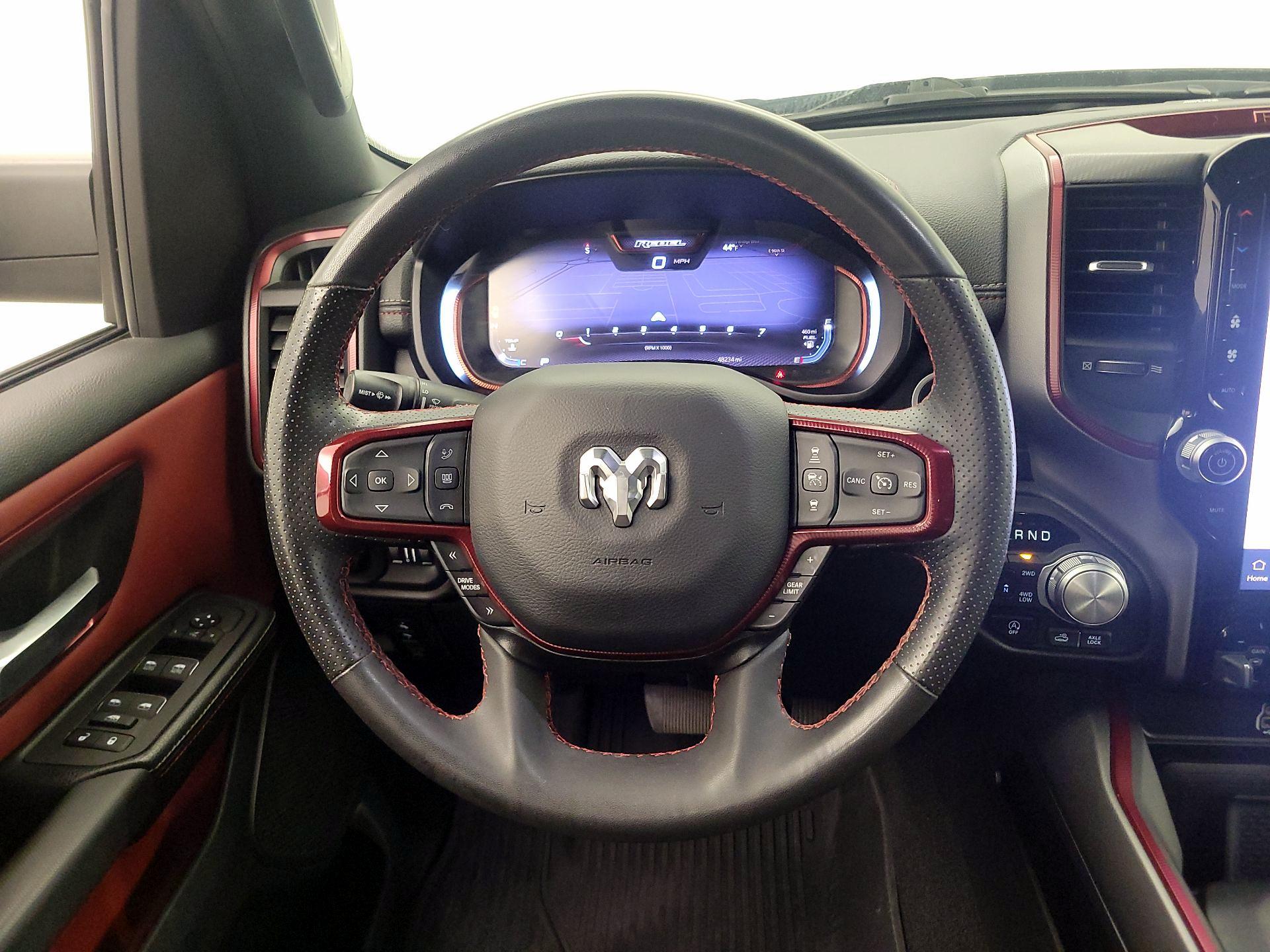 Thumbnail: 2025 RAM 1500 - 10