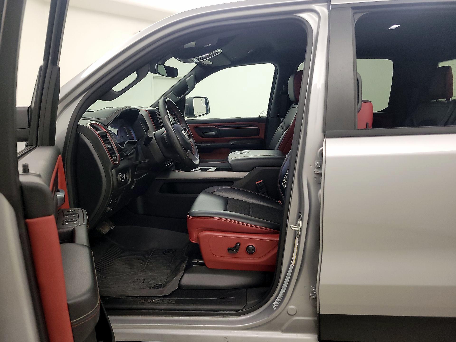 Thumbnail: 2025 RAM 1500 - 11