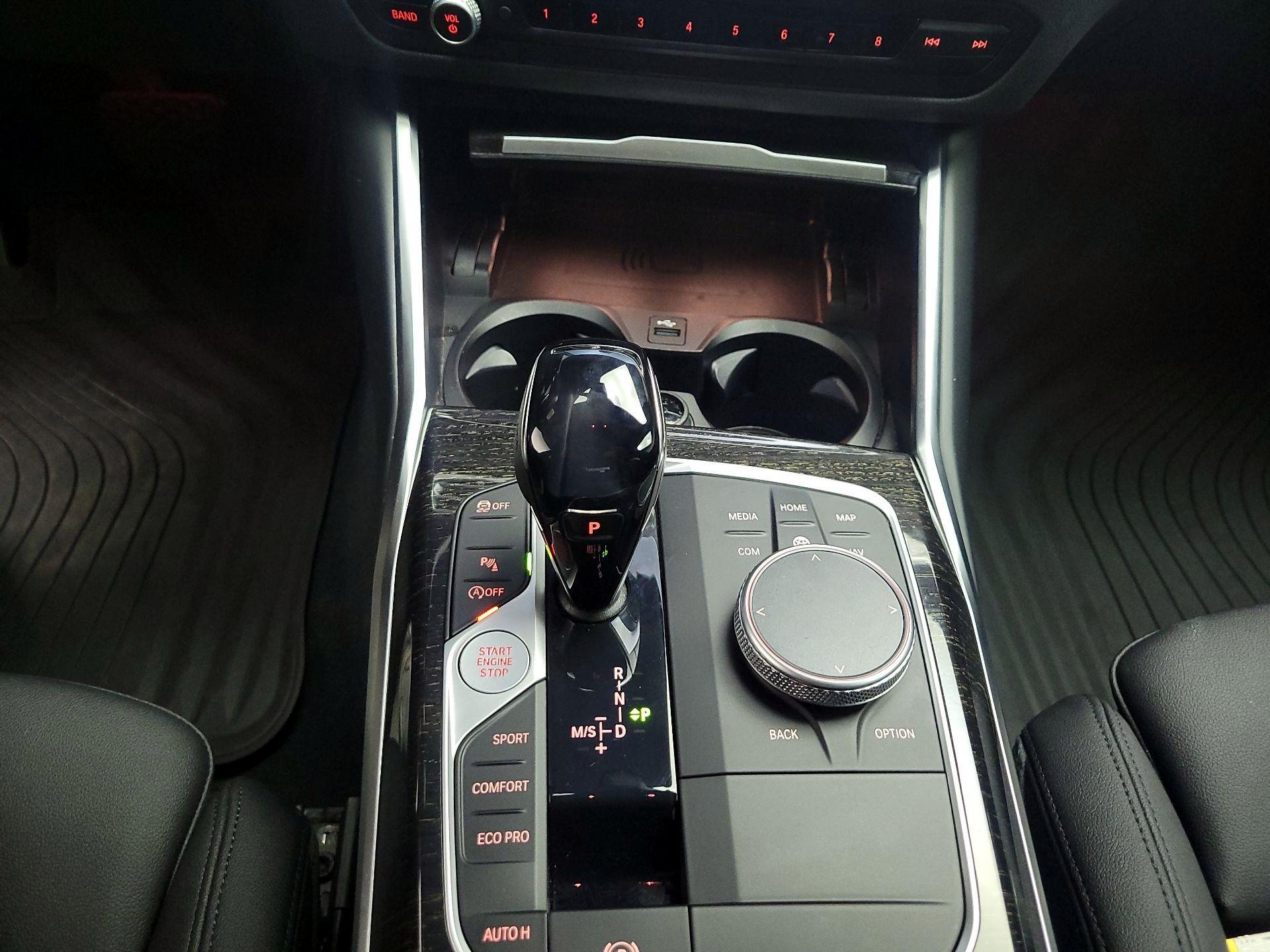 Thumbnail: 2021 BMW 3 Series - 16