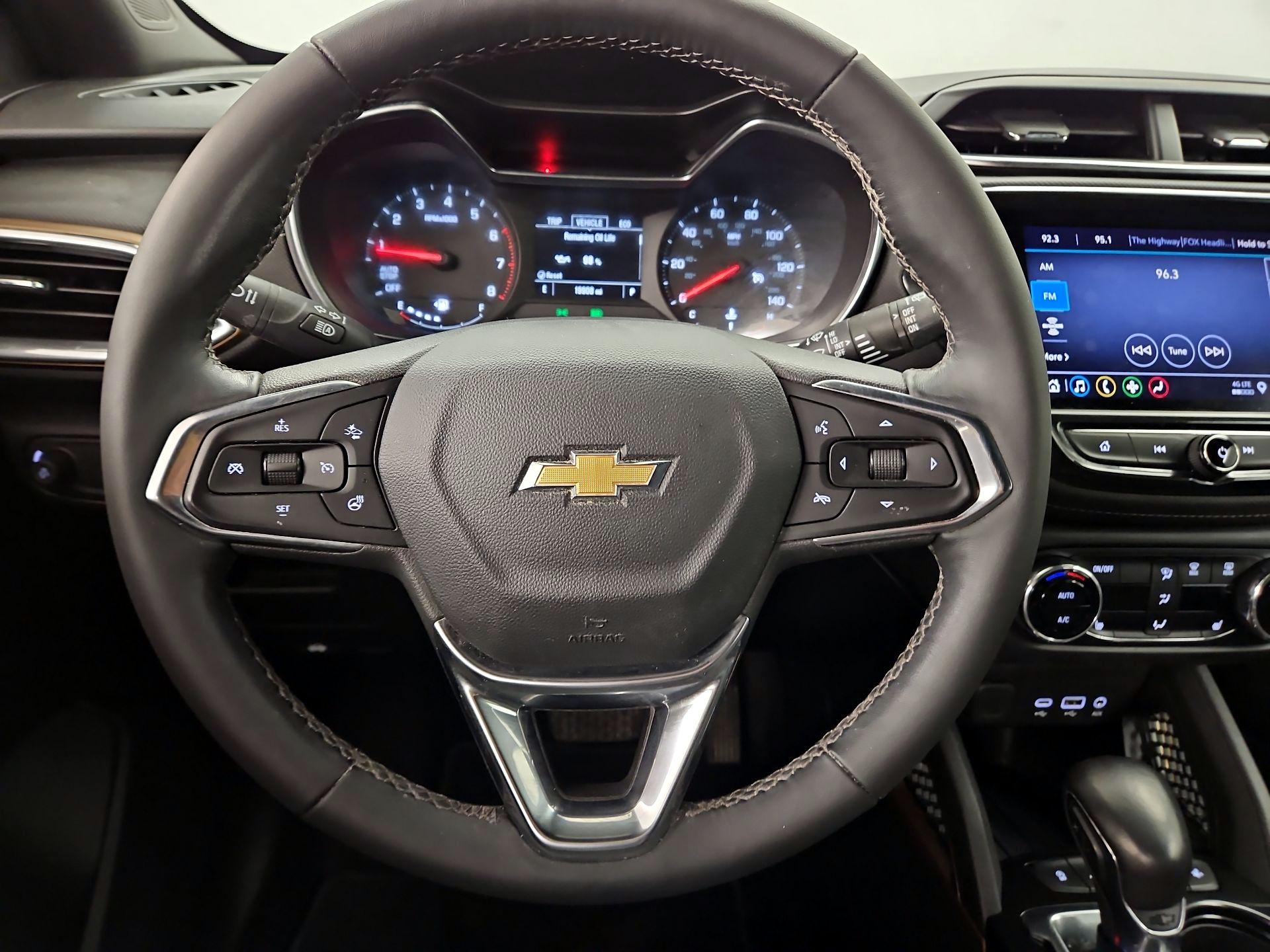 Thumbnail: 2023 Chevrolet TrailBlazer - 10
