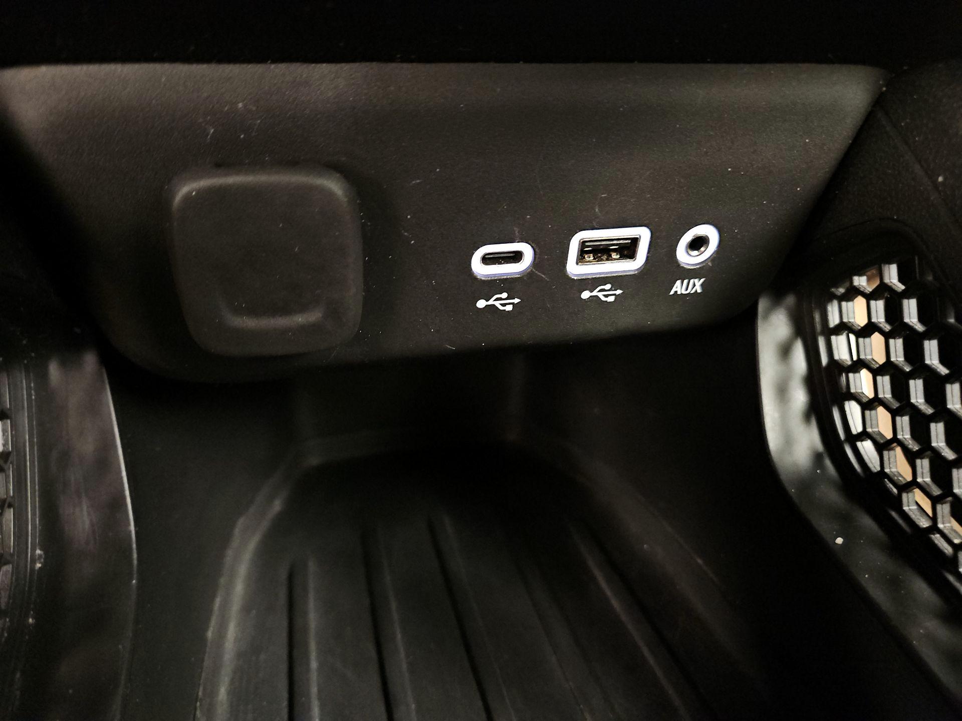 Thumbnail: 2023 Chevrolet TrailBlazer - 18