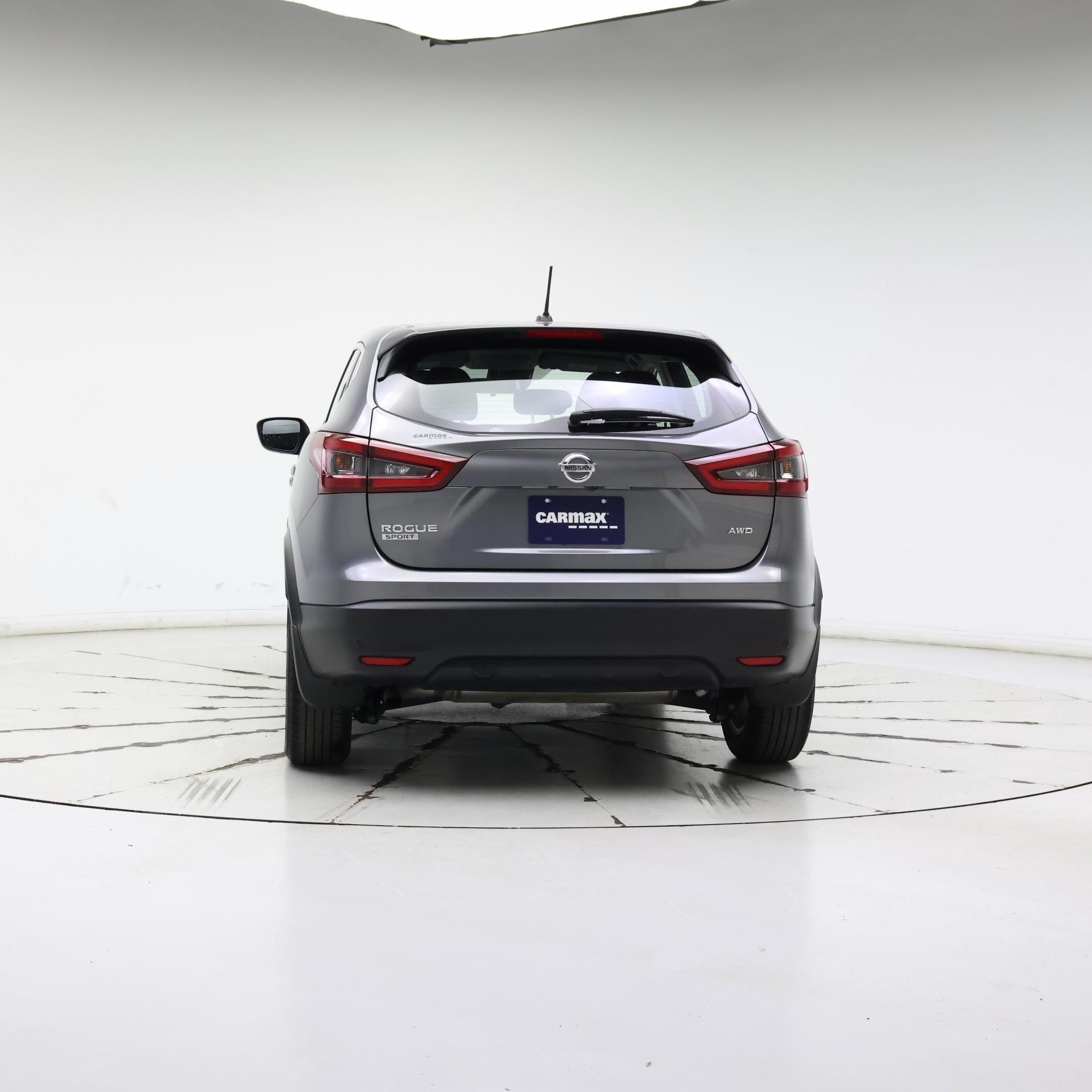 Thumbnail: 2021 Nissan Rogue Sport - 6