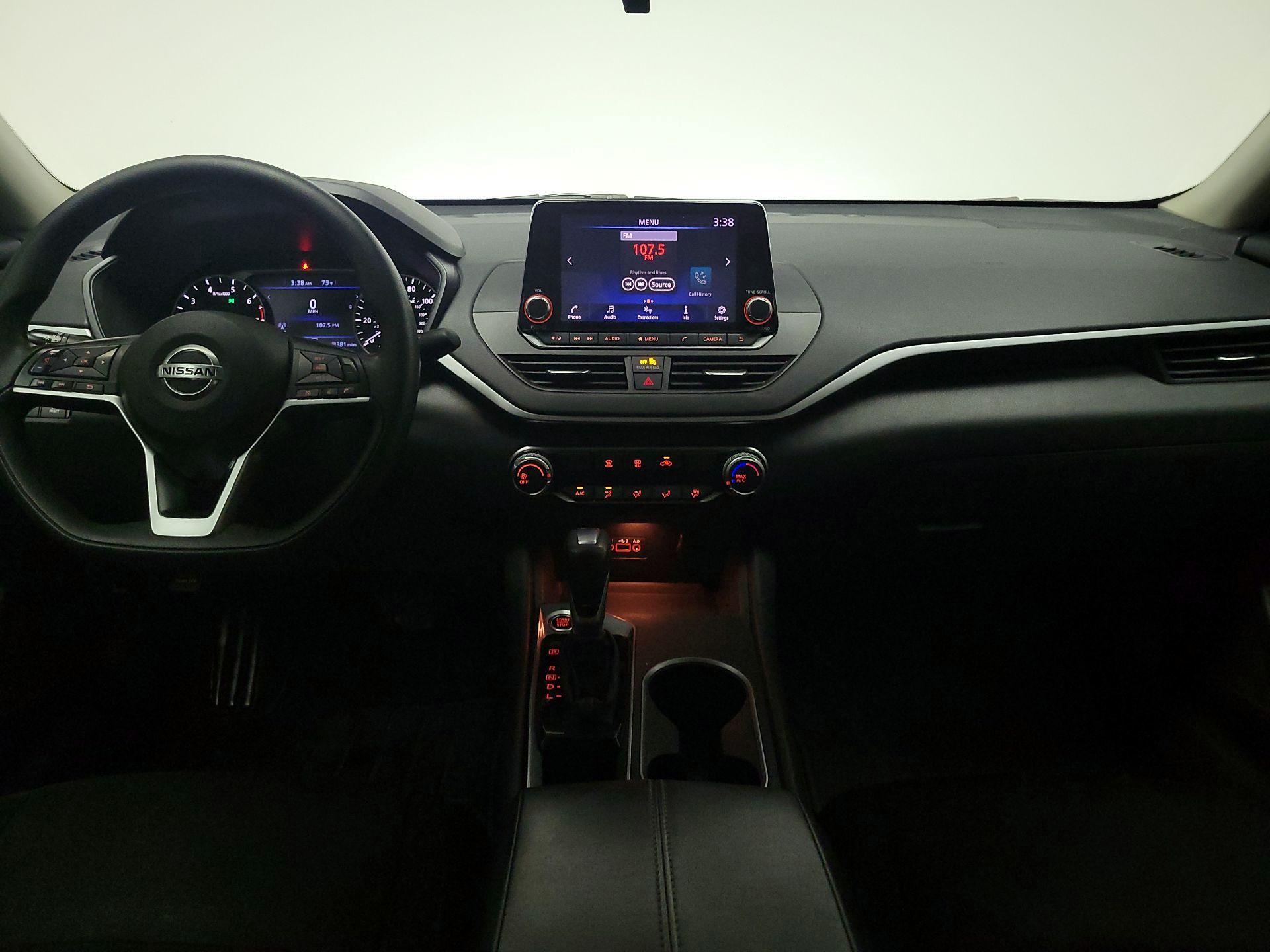 Thumbnail: 2022 Nissan Altima - 9