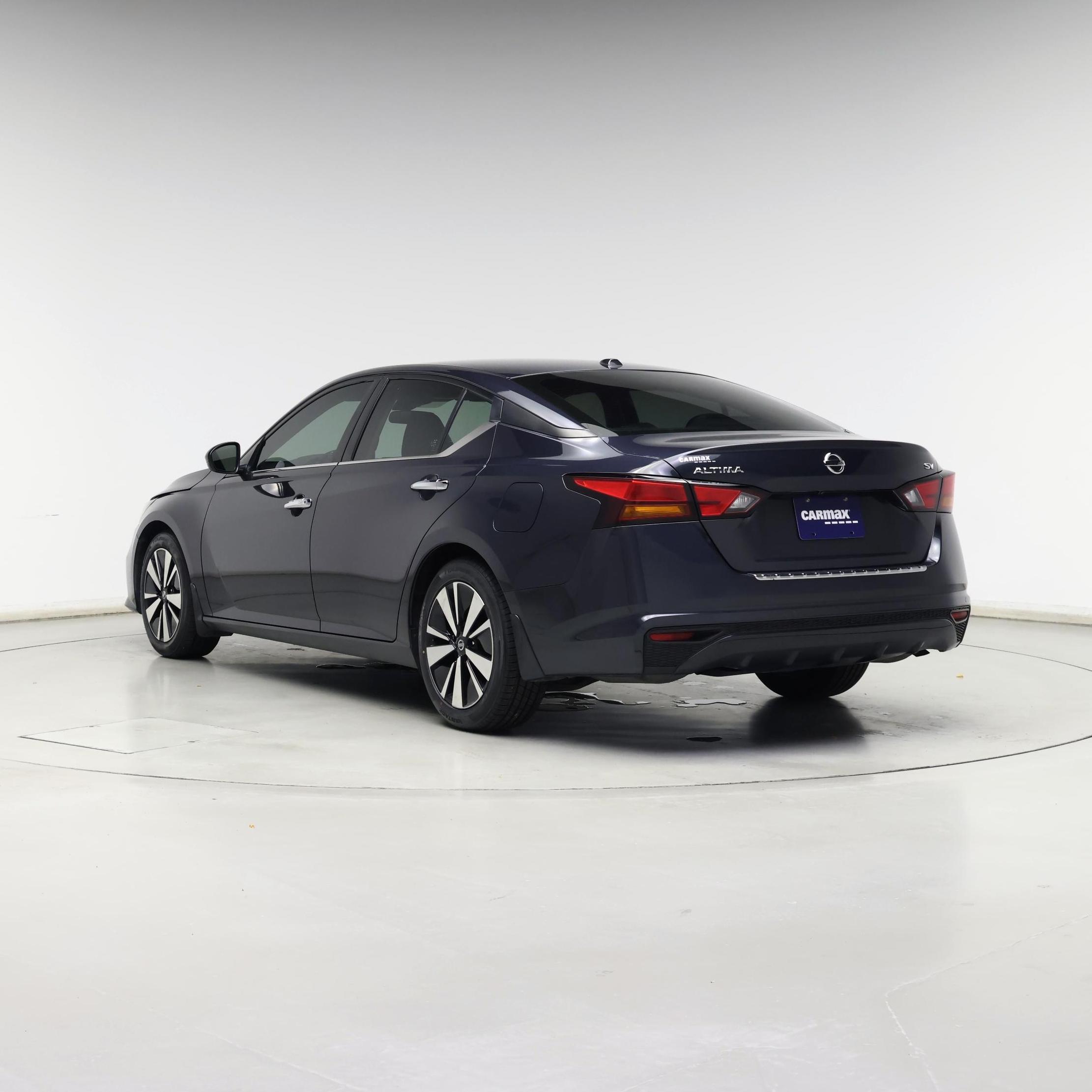 Thumbnail: 2022 Nissan Altima - 2