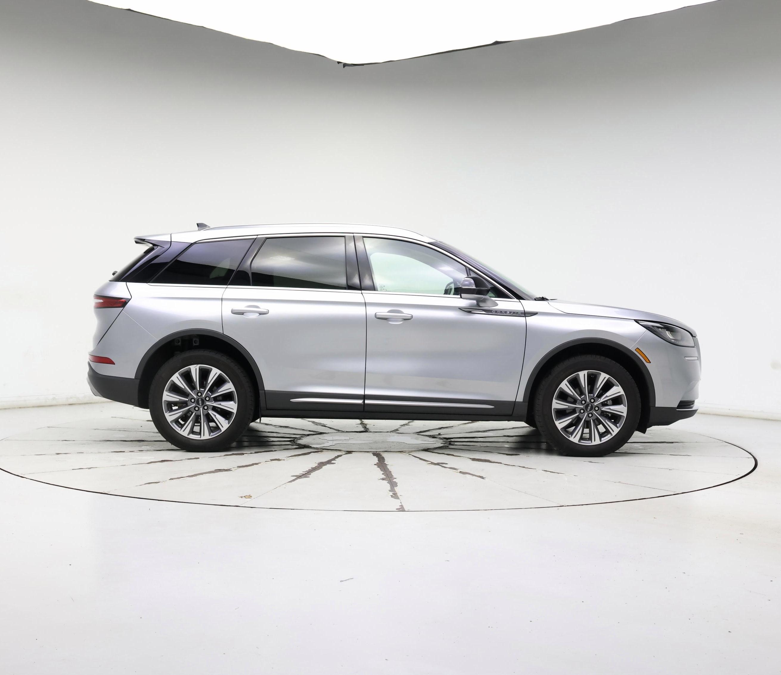 Thumbnail: 2022 Lincoln Corsair - 7