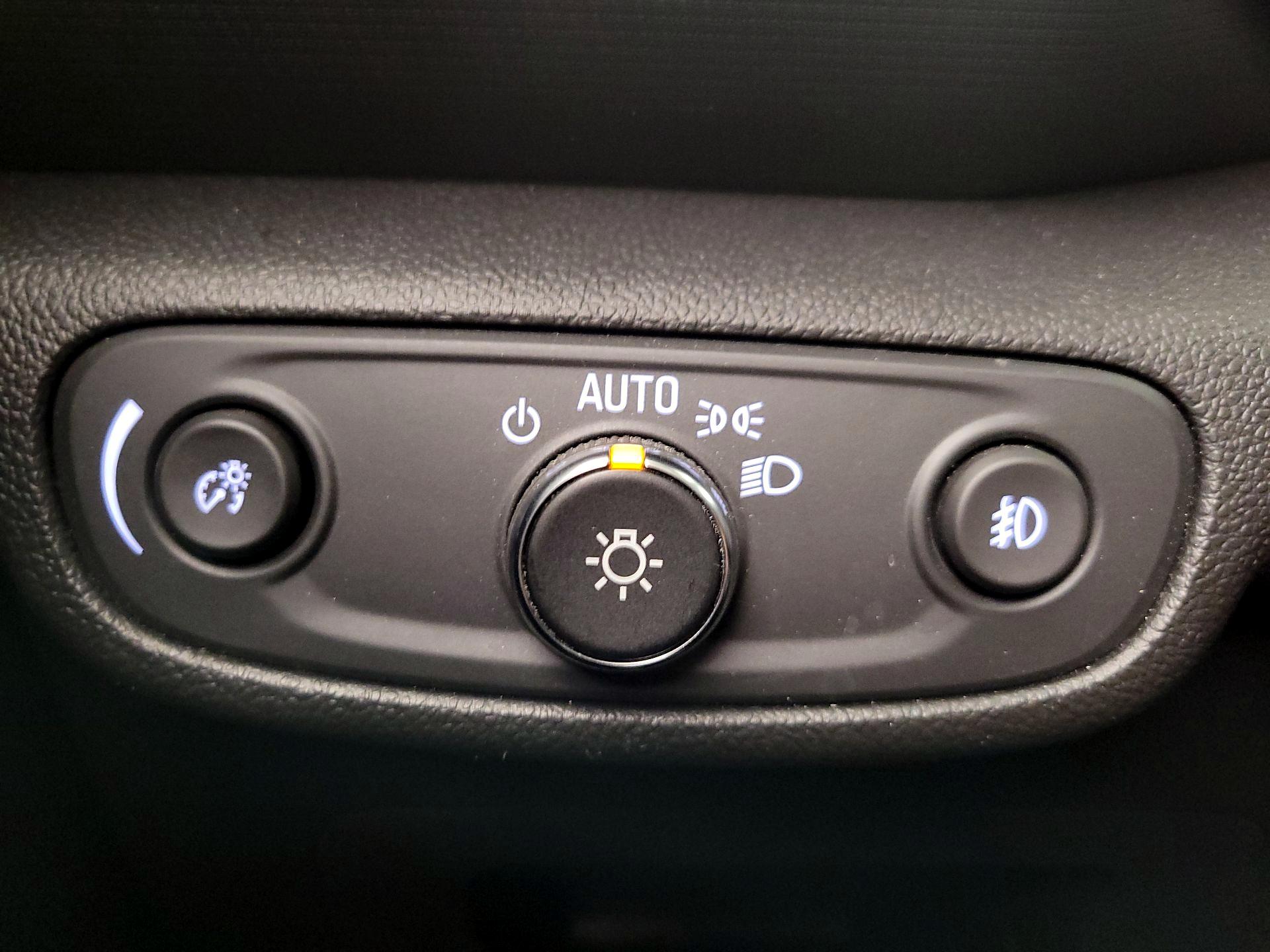 Thumbnail: 2023 Chevrolet TrailBlazer - 13