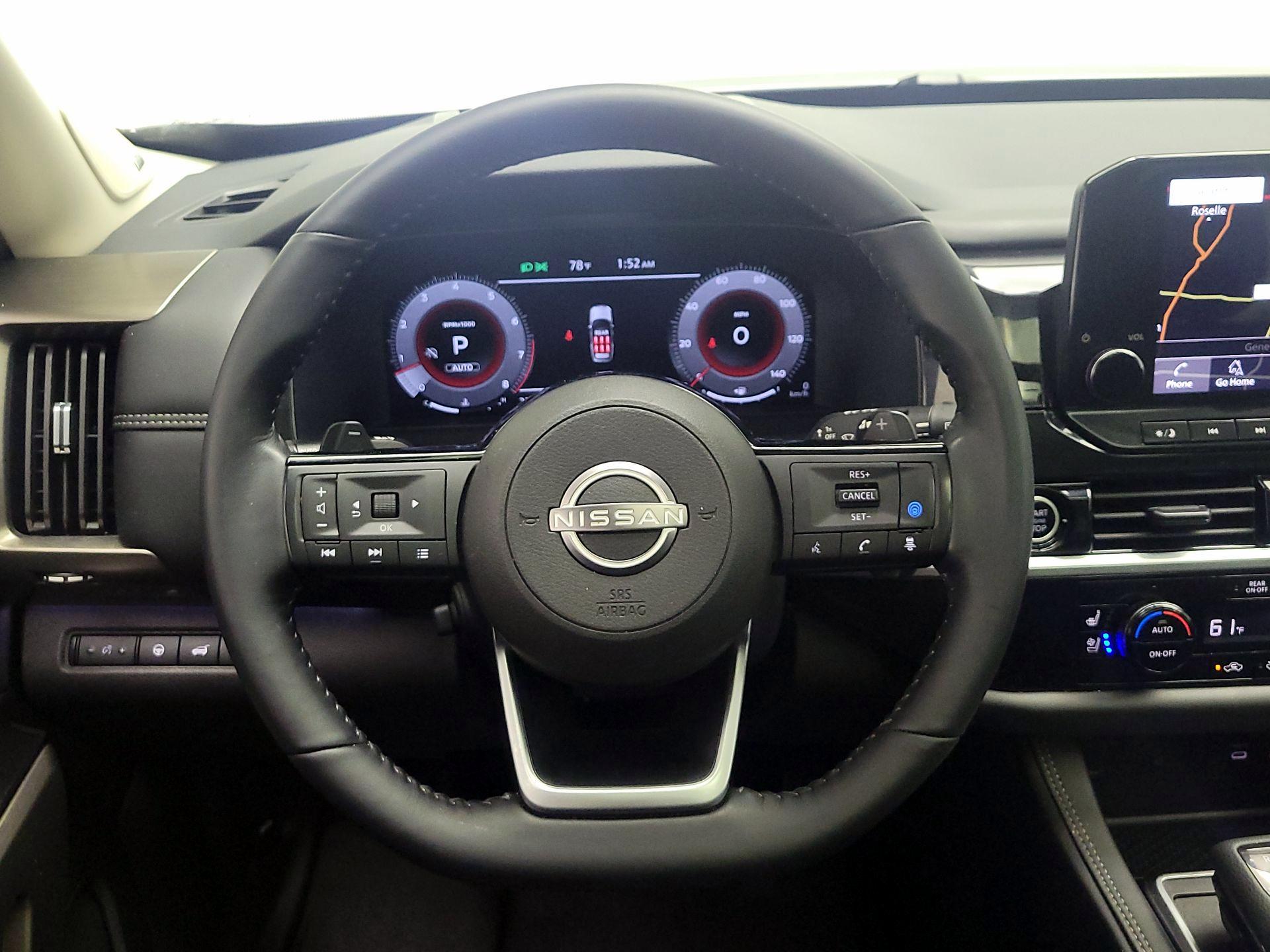 Thumbnail: 2024 Nissan Pathfinder - 10