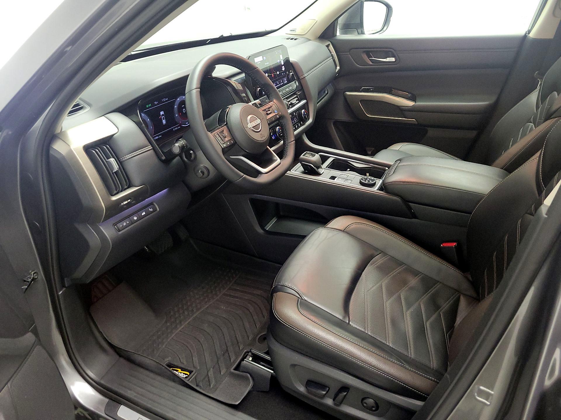 Thumbnail: 2024 Nissan Pathfinder - 11