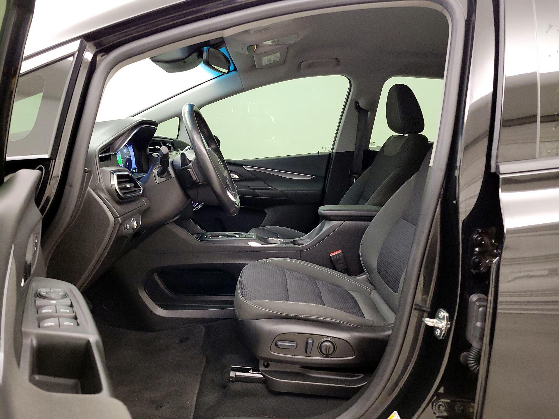 Thumbnail: 2023 Chevrolet Bolt EV - 11