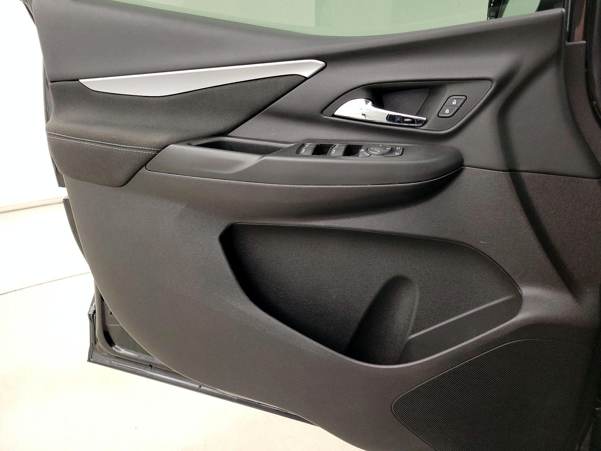 Thumbnail: 2023 Chevrolet Bolt EV - 12